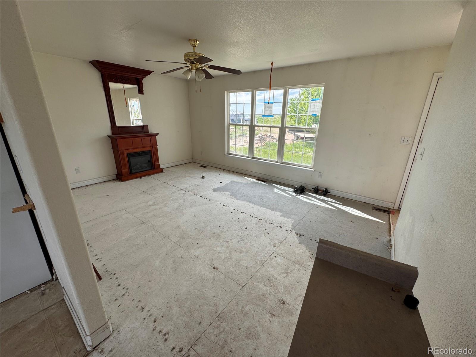 MLS Image #6 for 38423  county road 166 ,agate, Colorado