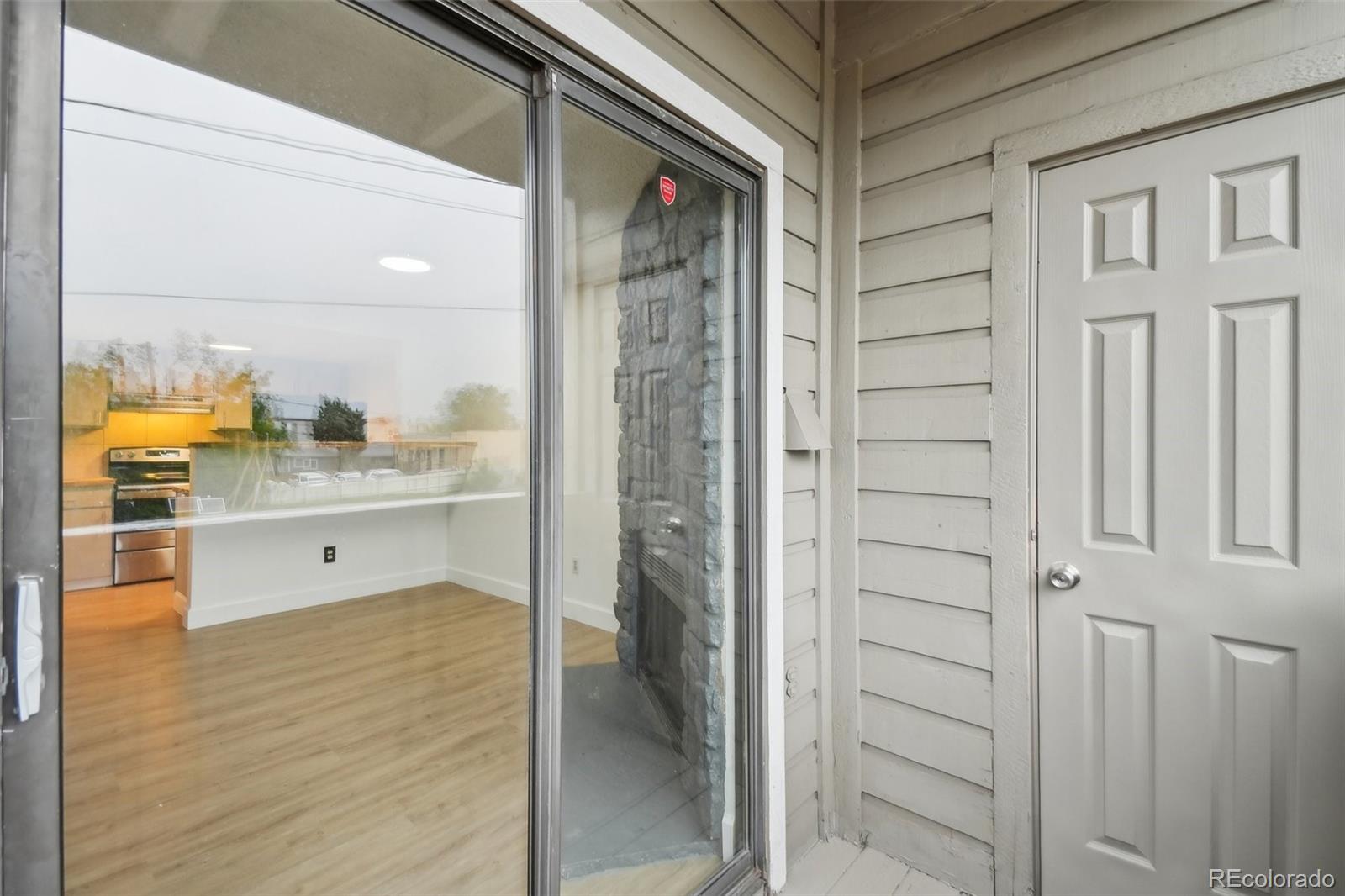 MLS Image #10 for 3100 s federal boulevard,denver, Colorado