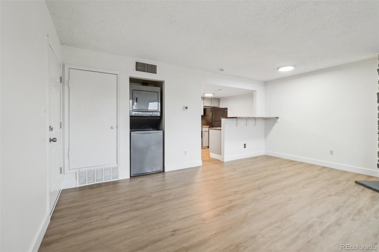 MLS Image #4 for 3100 s federal boulevard,denver, Colorado