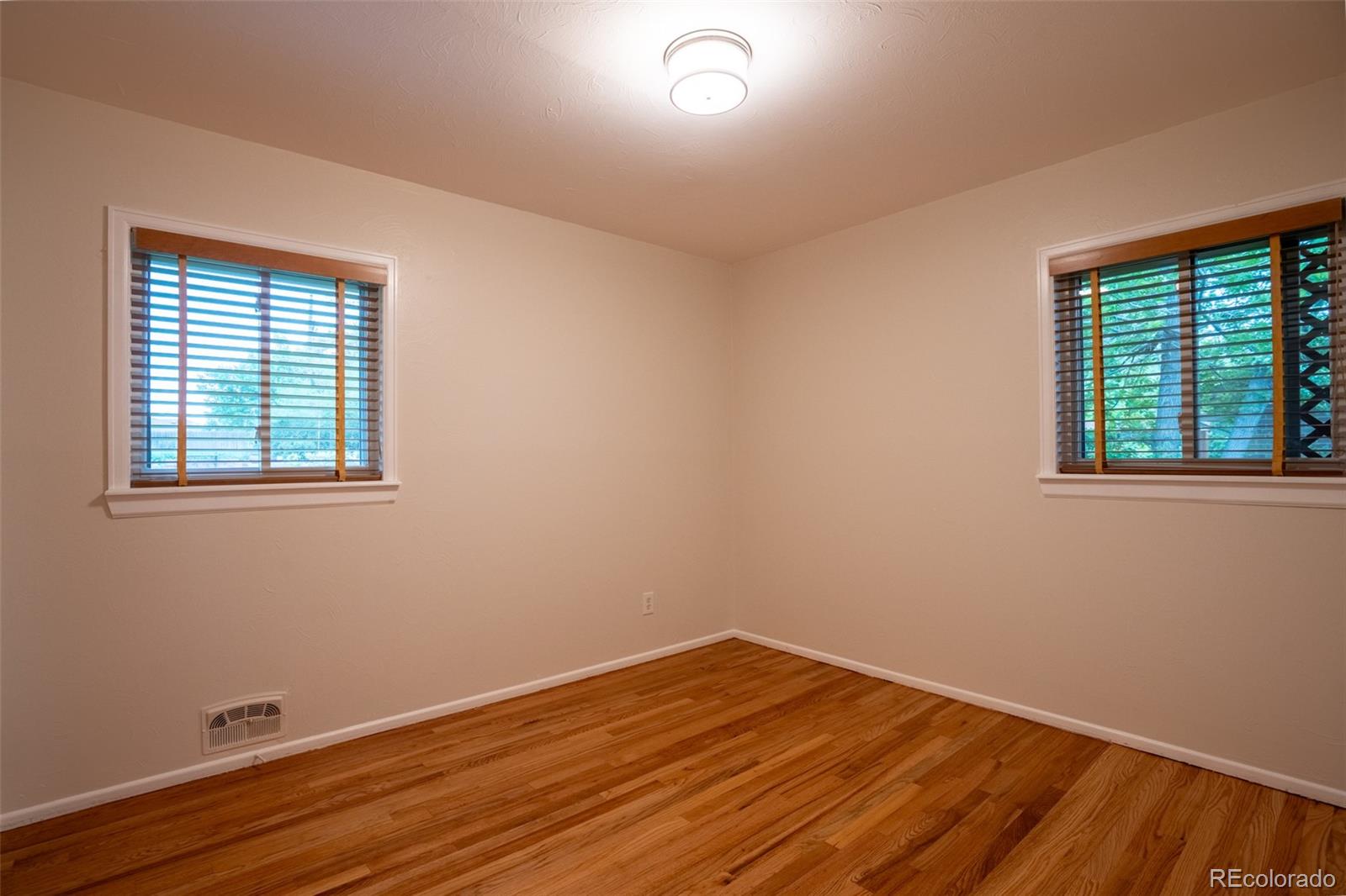 MLS Image #14 for 2744 s newton way,denver, Colorado