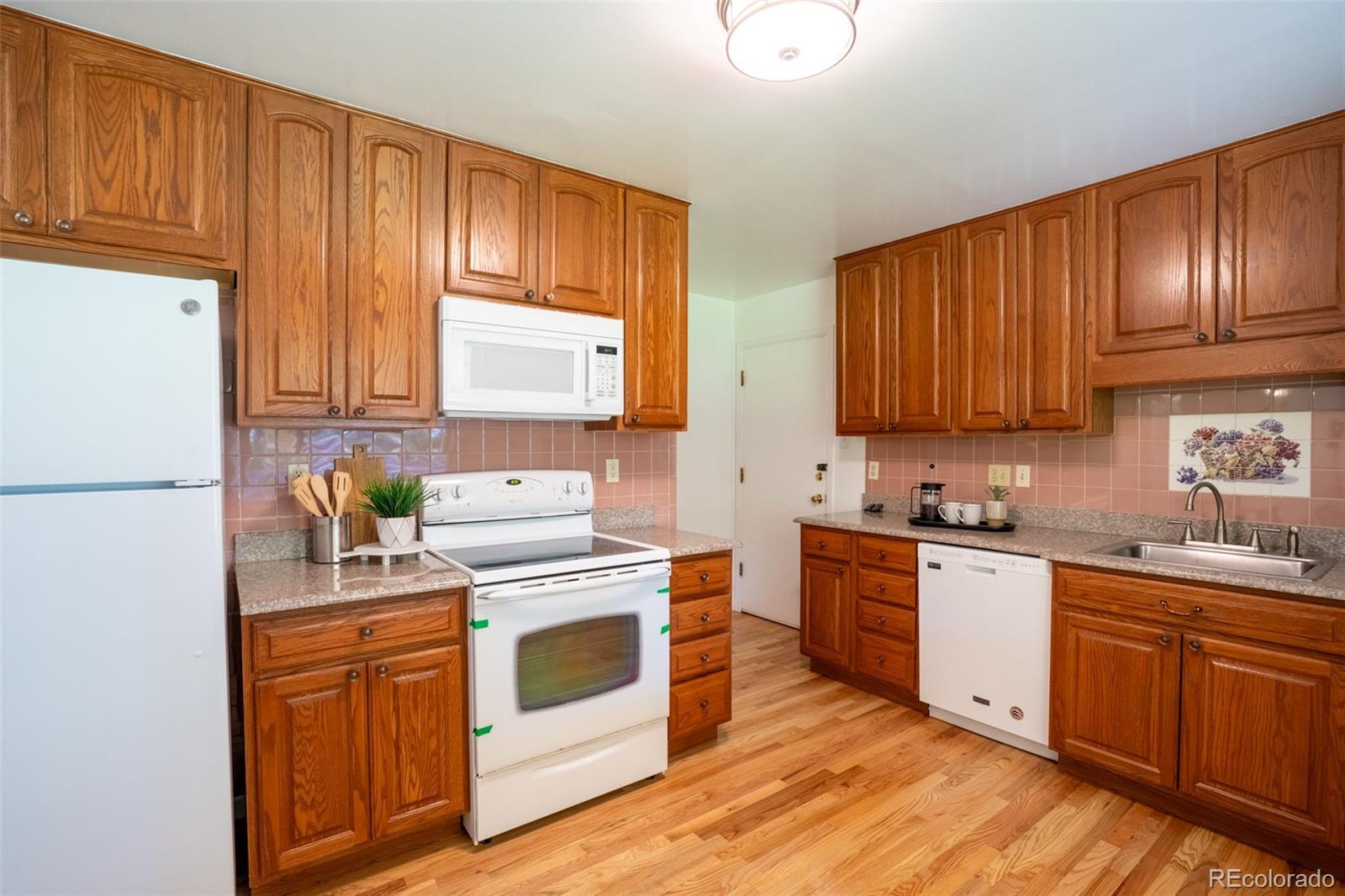 MLS Image #7 for 2744 s newton way,denver, Colorado