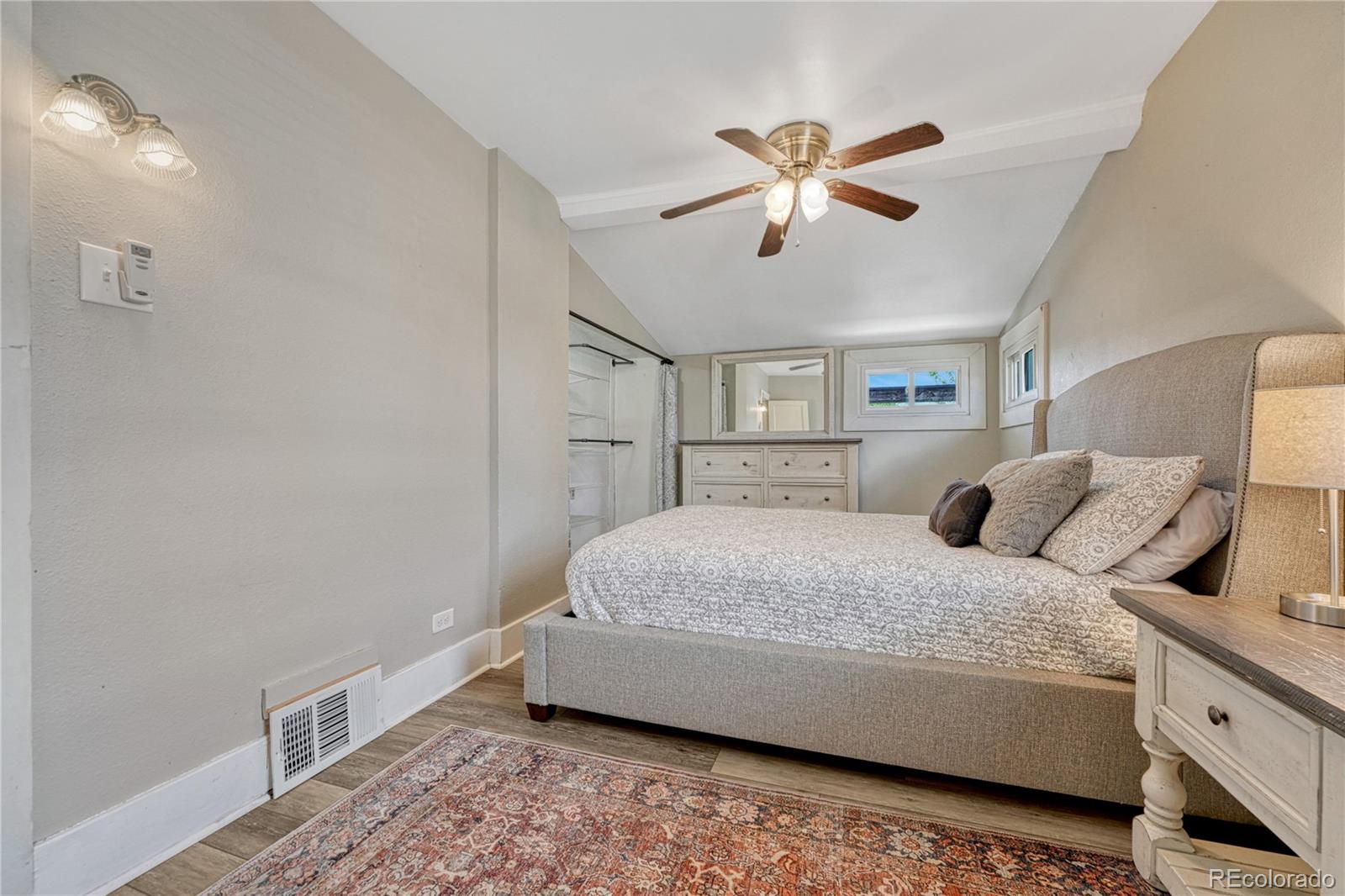 MLS Image #12 for 3201 s pearl street,englewood, Colorado