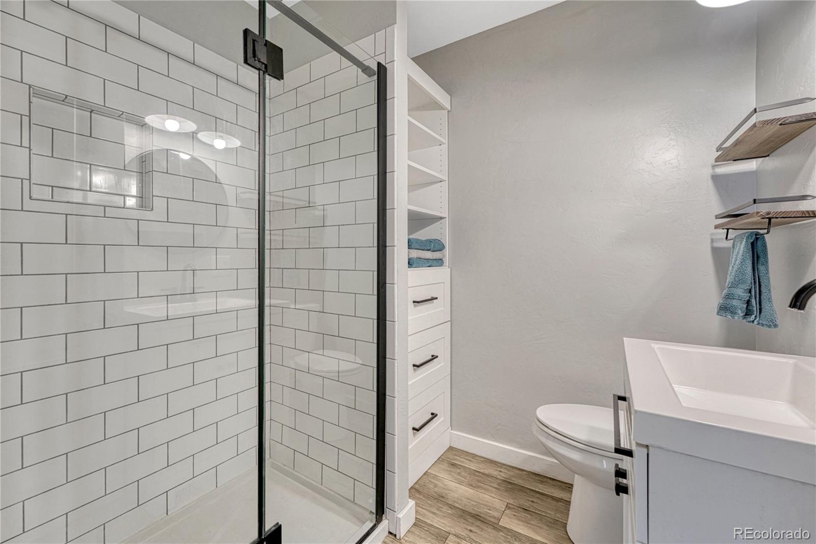 MLS Image #14 for 3201 s pearl street,englewood, Colorado