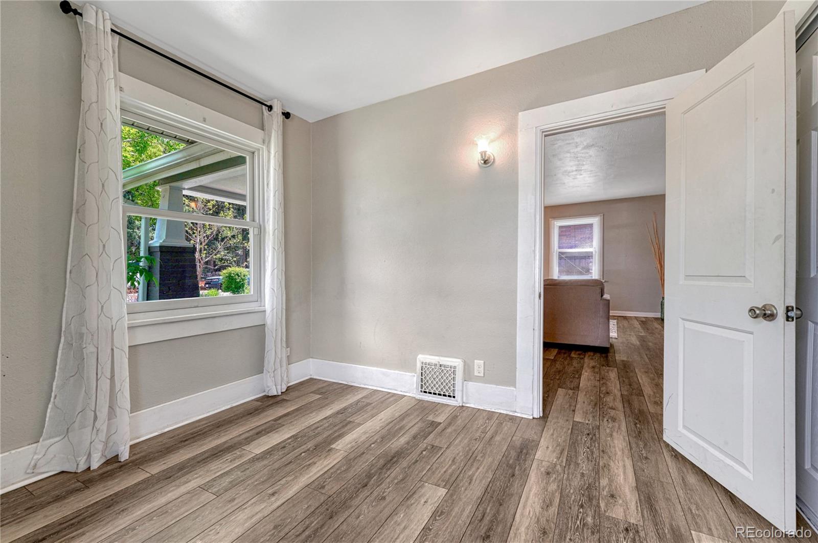MLS Image #16 for 3201 s pearl street,englewood, Colorado