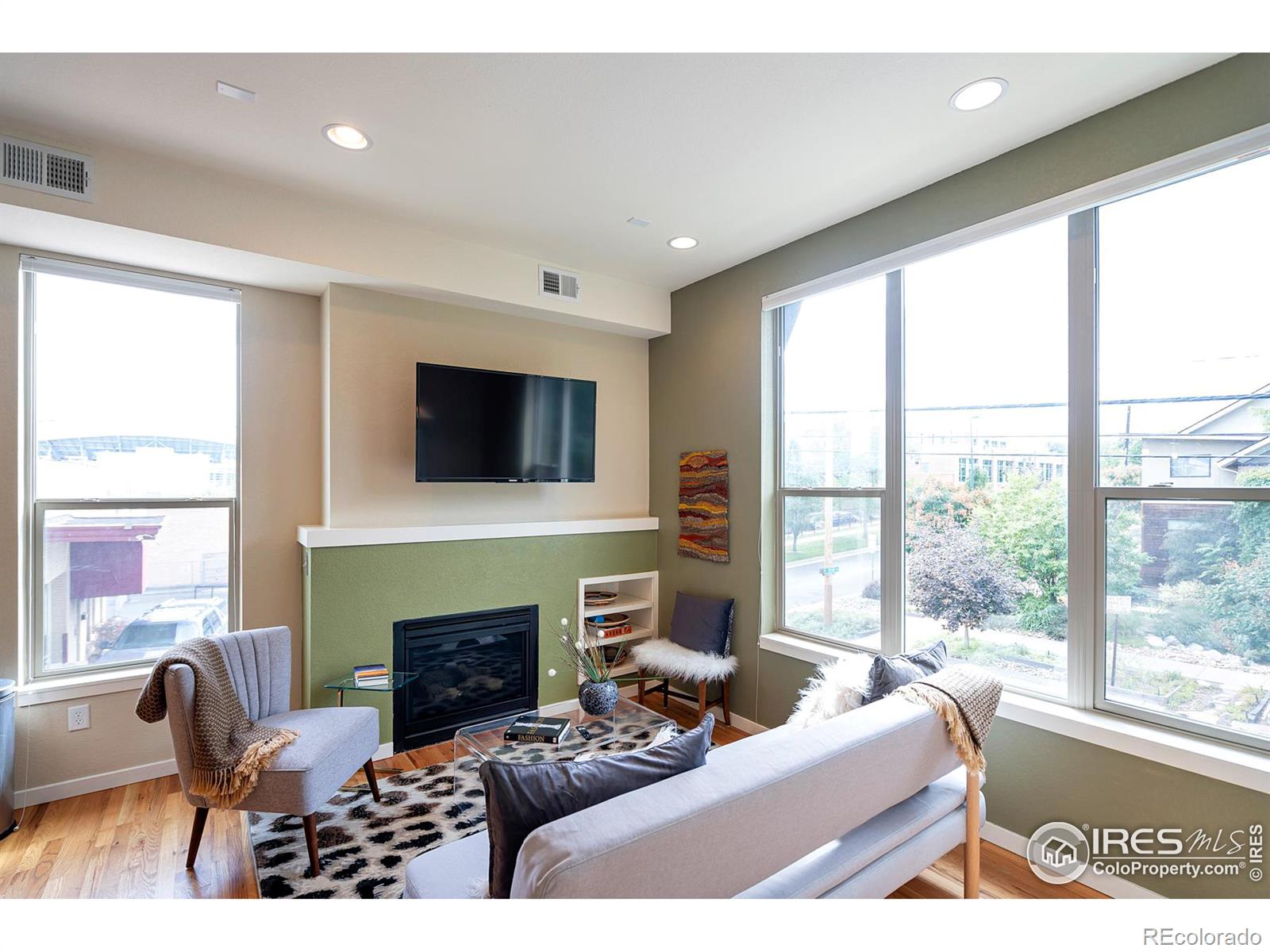 MLS Image #1 for 2100 n clay street,denver, Colorado
