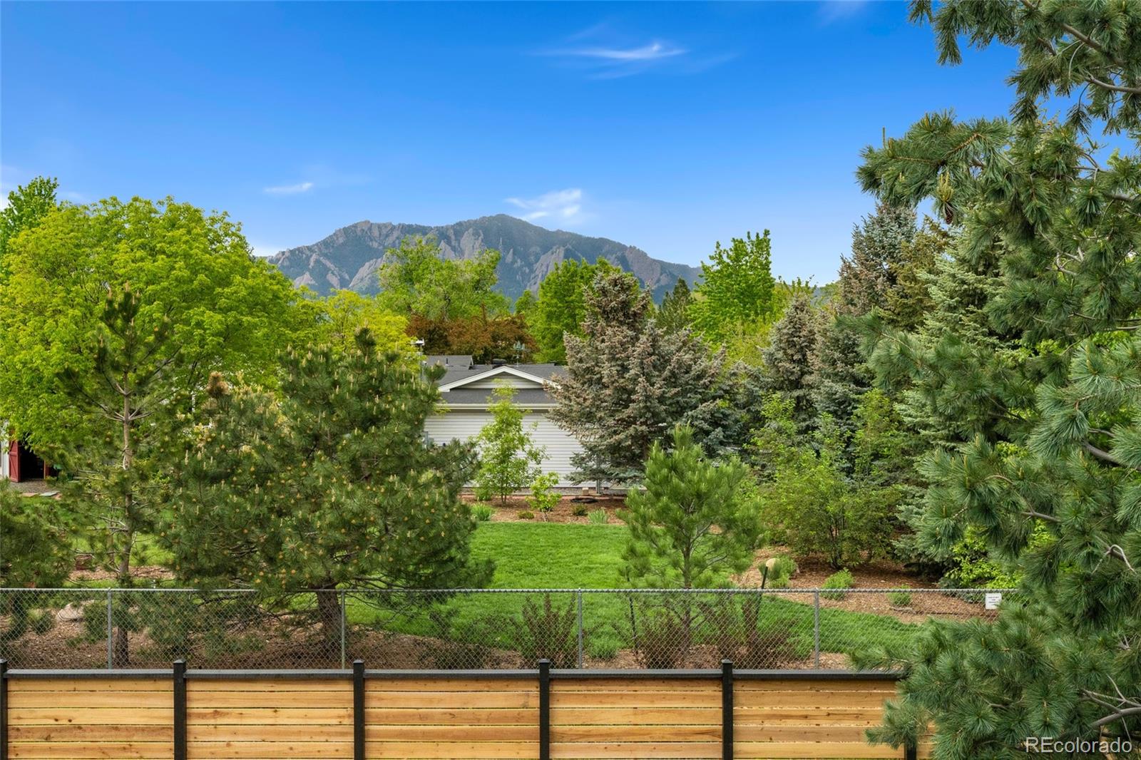 MLS Image #18 for 831  crescent drive,boulder, Colorado
