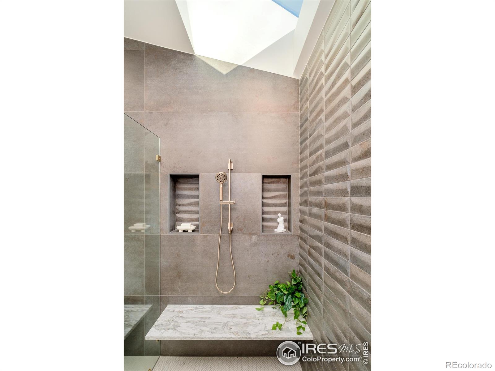MLS Image #21 for 633  dexter street,denver, Colorado