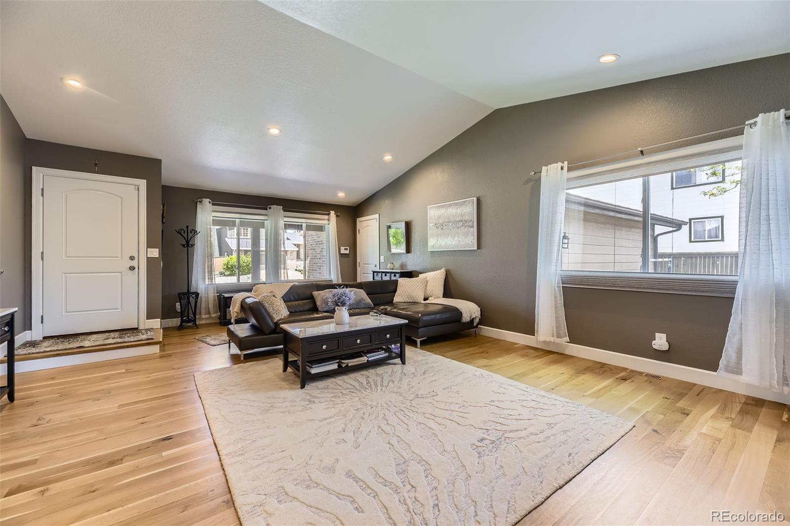 MLS Image #4 for 904  fieldstone place,highlands ranch, Colorado