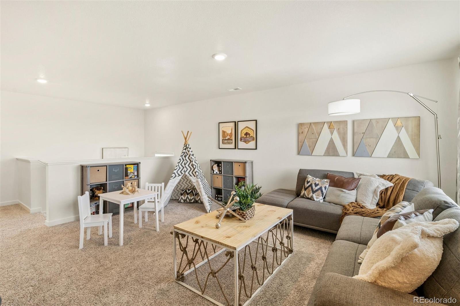 MLS Image #20 for 27664 e byers avenue,aurora, Colorado