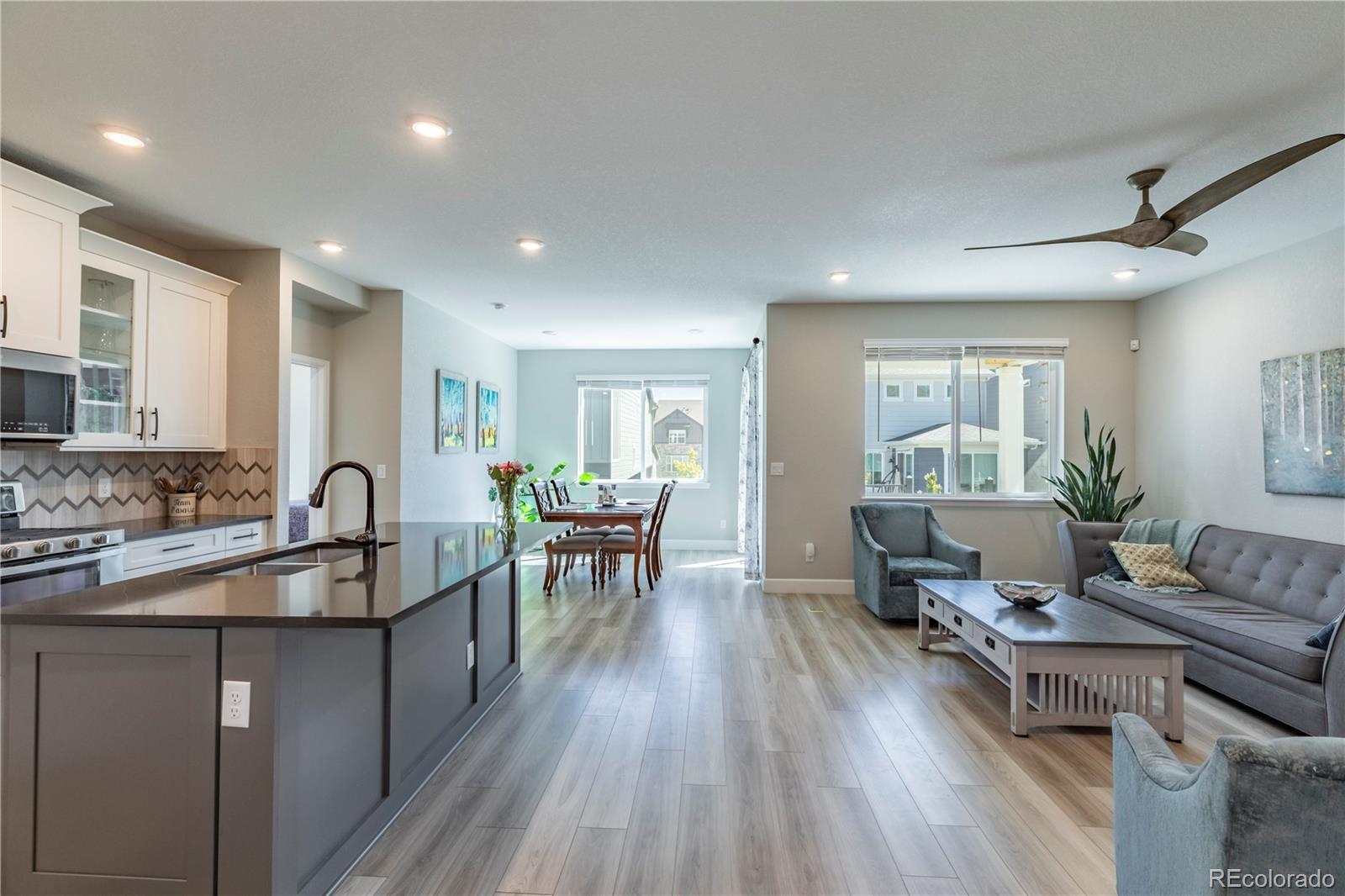 MLS Image #4 for 9843  rosalee peak street,littleton, Colorado