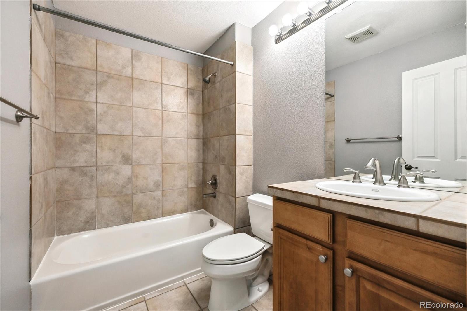 MLS Image #23 for 3030  wyandot street 4,denver, Colorado