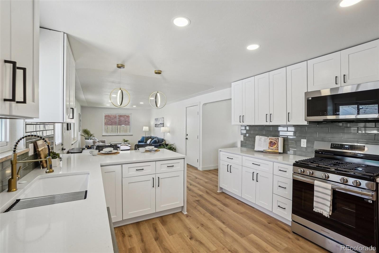 MLS Image #10 for 6068  lee street,arvada, Colorado