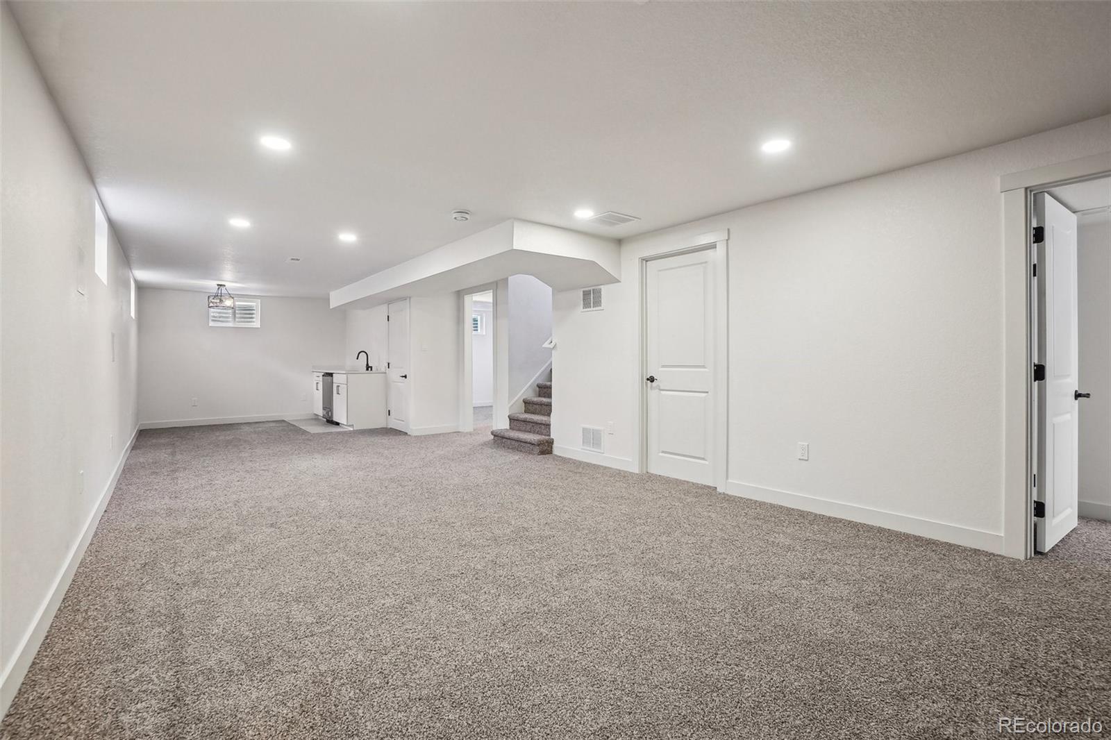 MLS Image #19 for 6068  lee street,arvada, Colorado