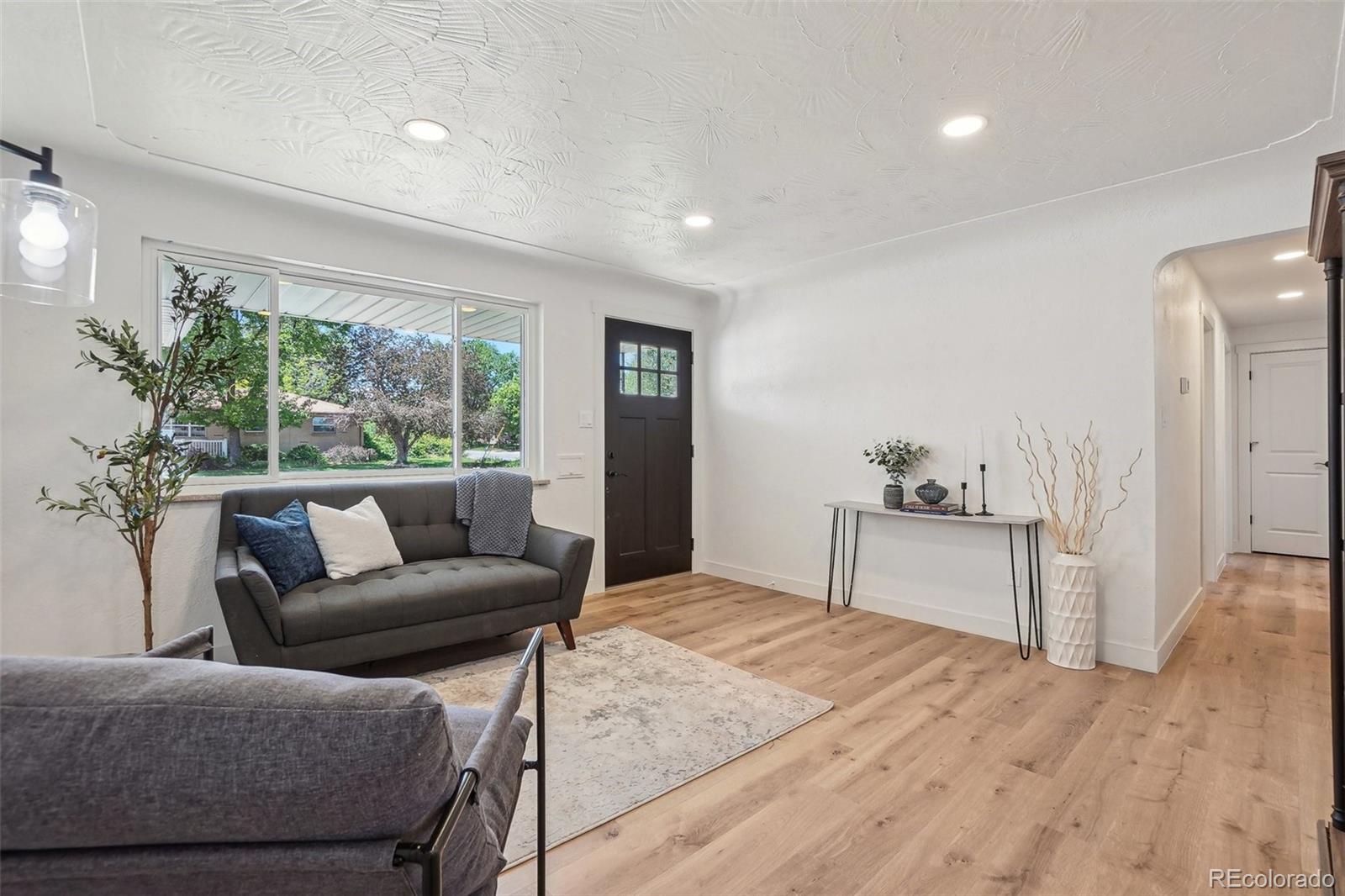 MLS Image #3 for 6068  lee street,arvada, Colorado