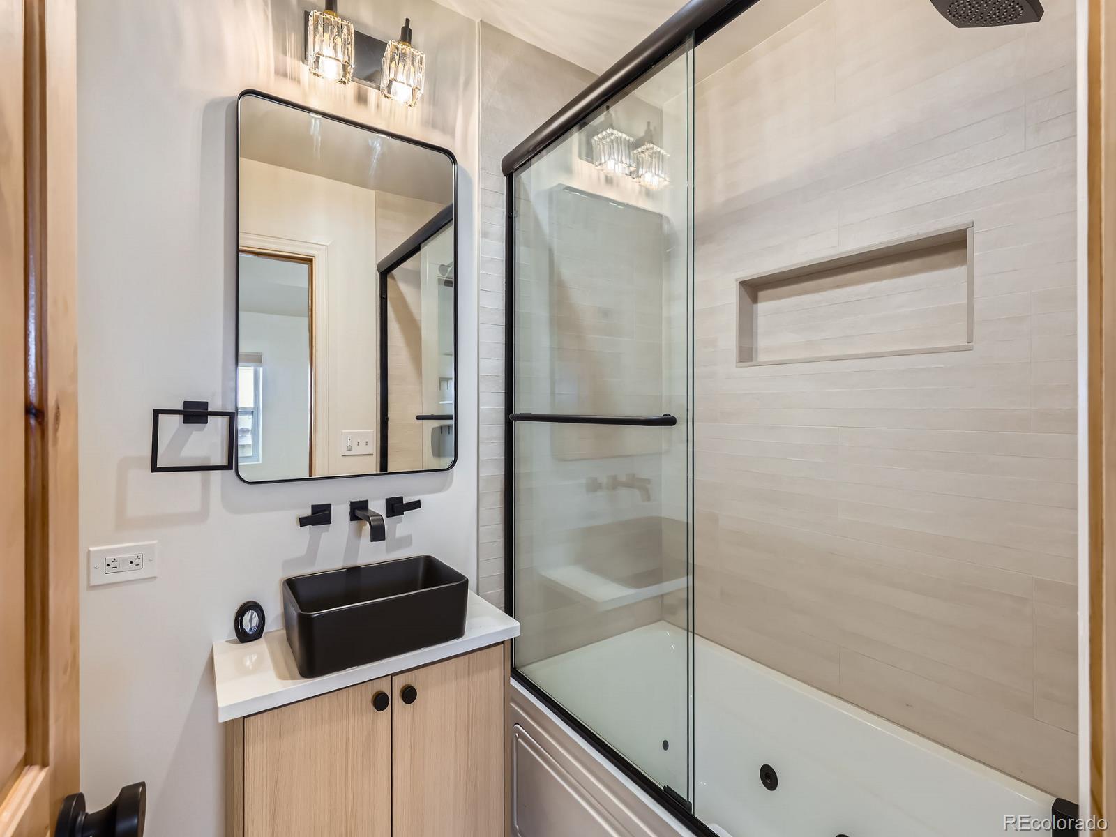 MLS Image #22 for 2849 s bannock street,englewood, Colorado