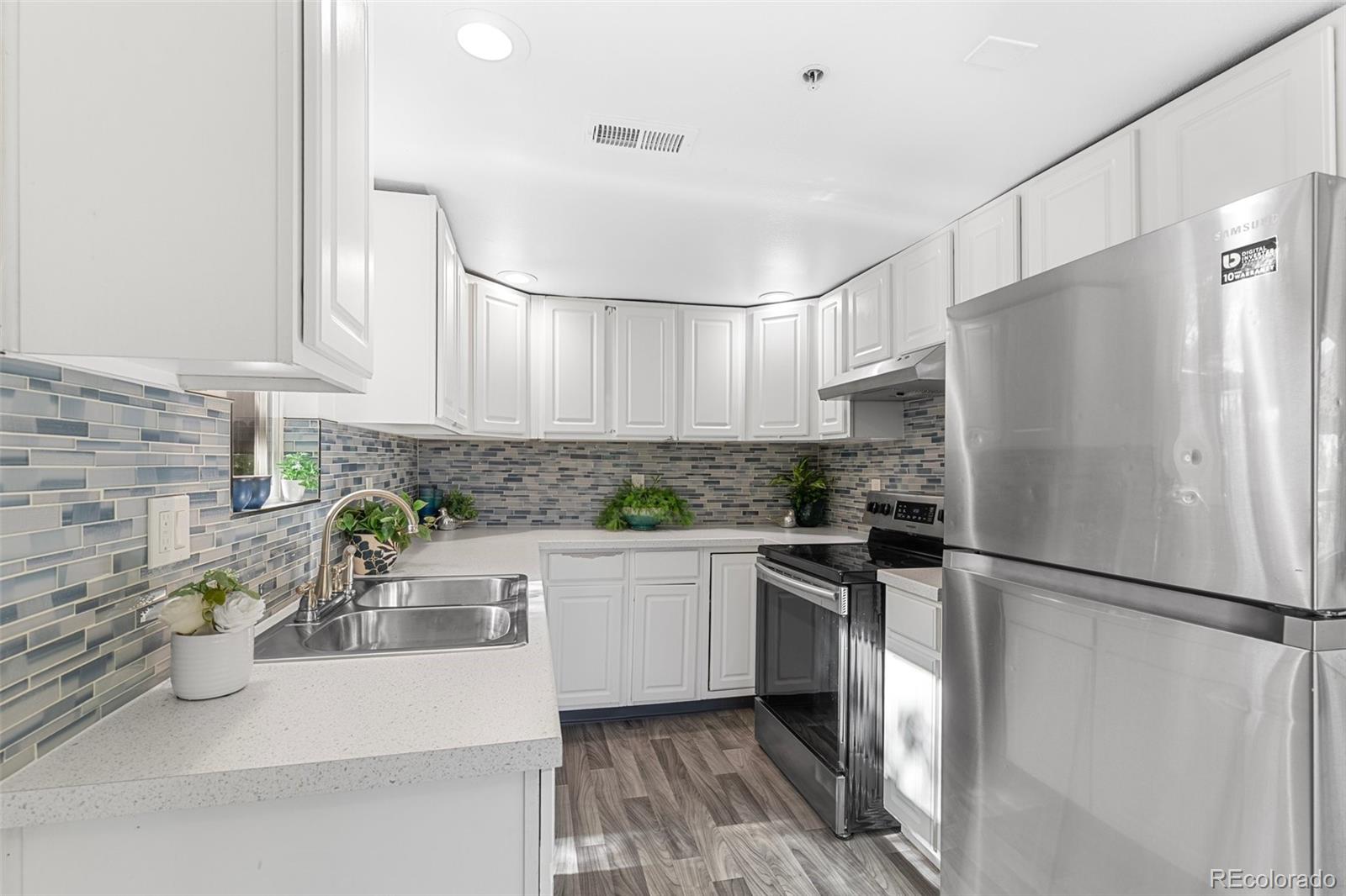 MLS Image #4 for 2115  friendship circle,colorado springs, Colorado