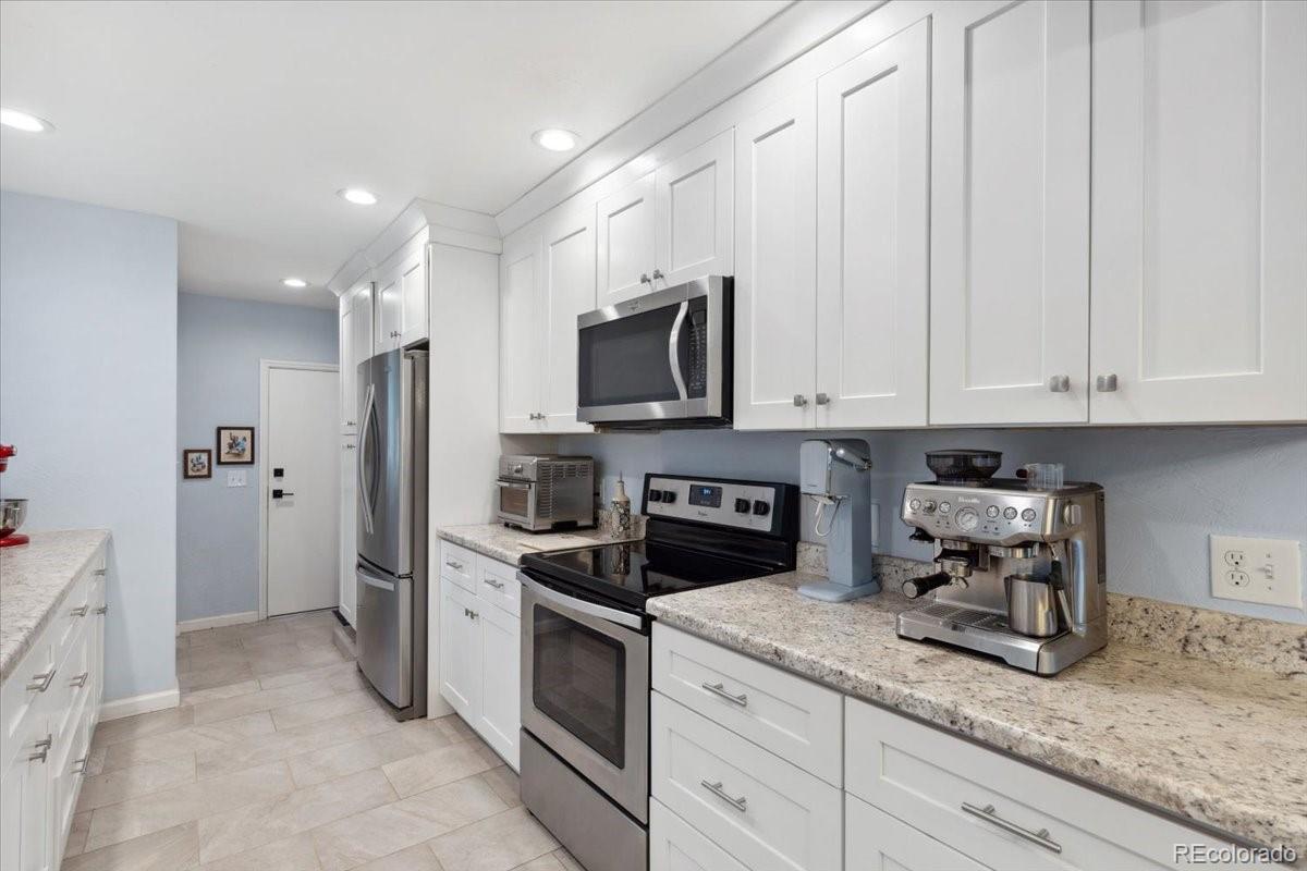 MLS Image #20 for 2681  leyden street,denver, Colorado