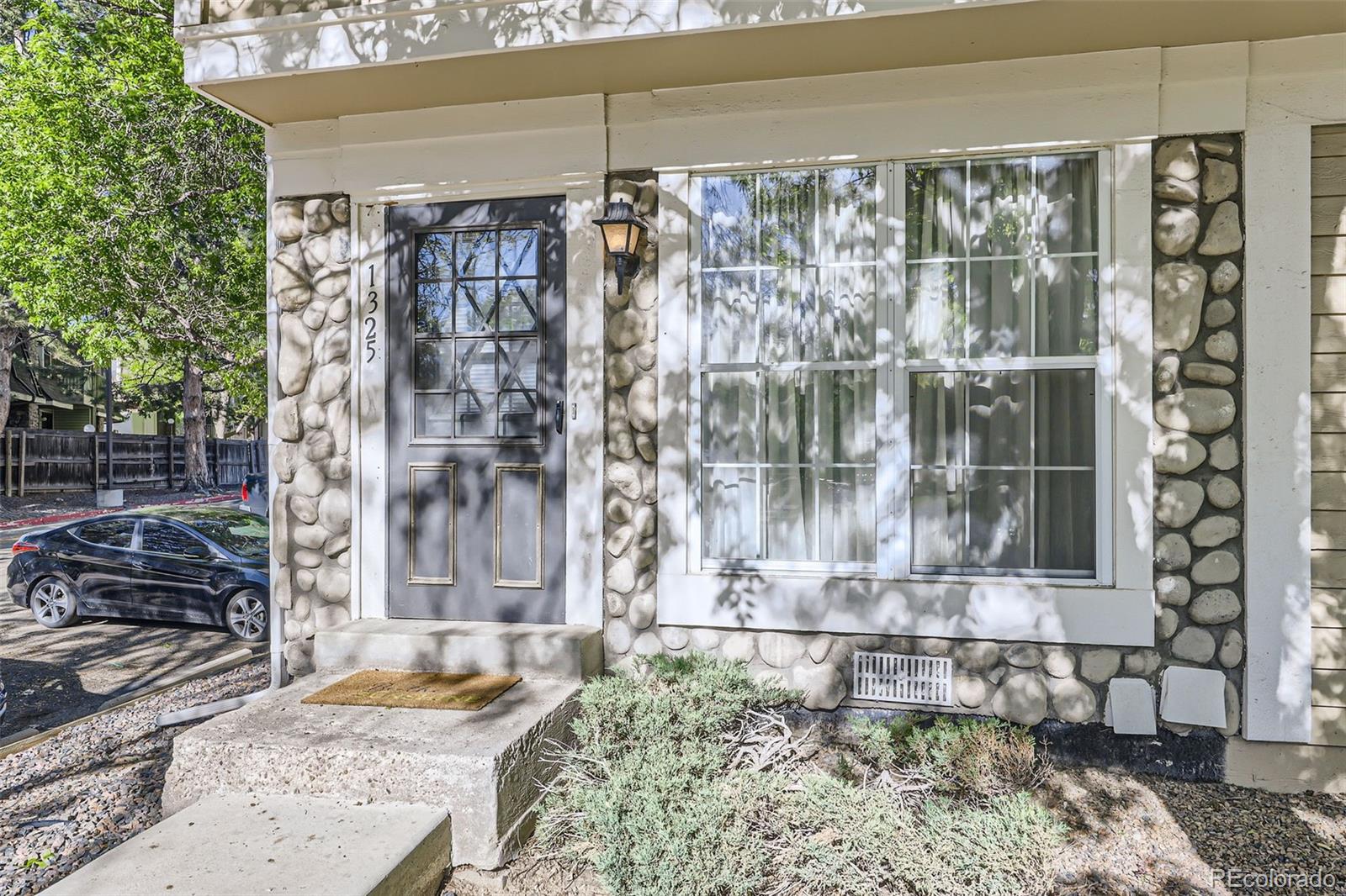 MLS Image #2 for 1325 s idalia street,aurora, Colorado