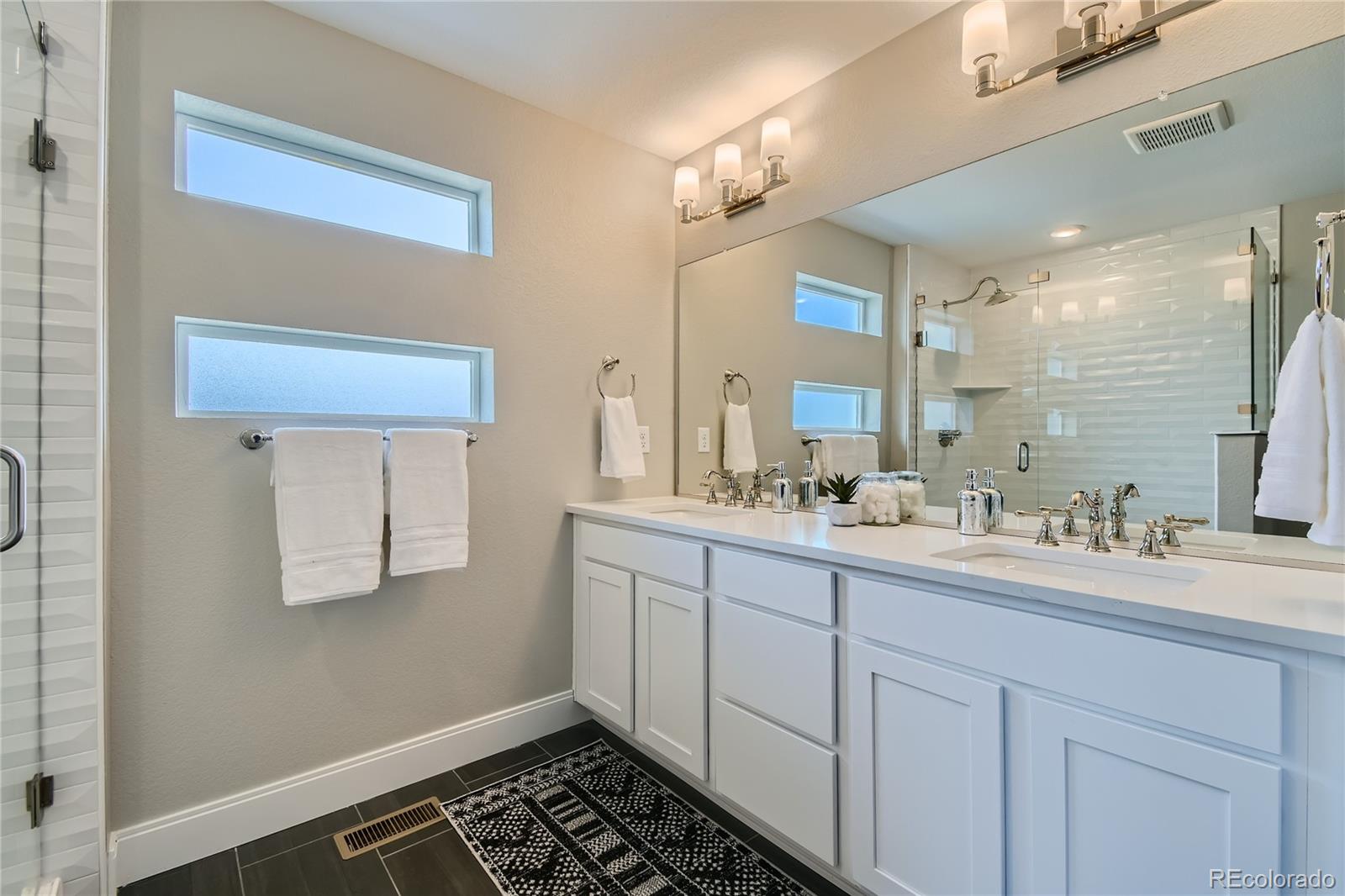 MLS Image #14 for 6864  bryant court,denver, Colorado