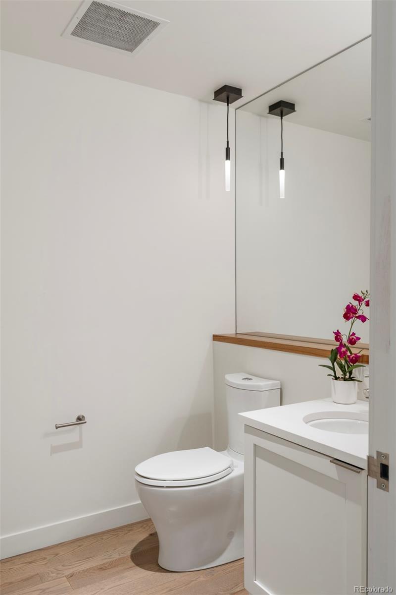 MLS Image #20 for 1750  wewatta street,denver, Colorado
