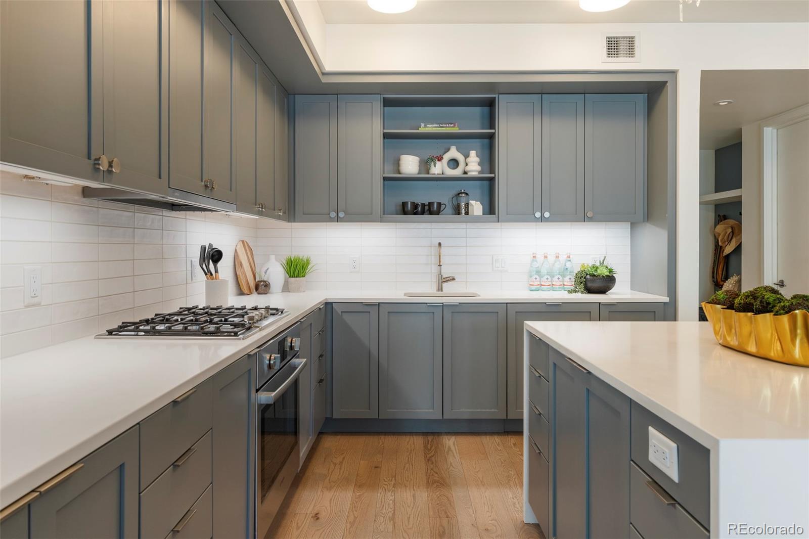 MLS Image #3 for 1750  wewatta street,denver, Colorado