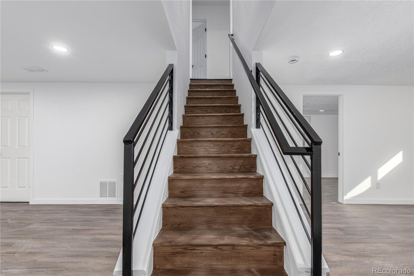 MLS Image #14 for 190  hemlock street,broomfield, Colorado