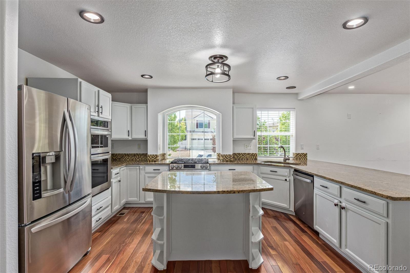 MLS Image #10 for 5403  odessa street,denver, Colorado