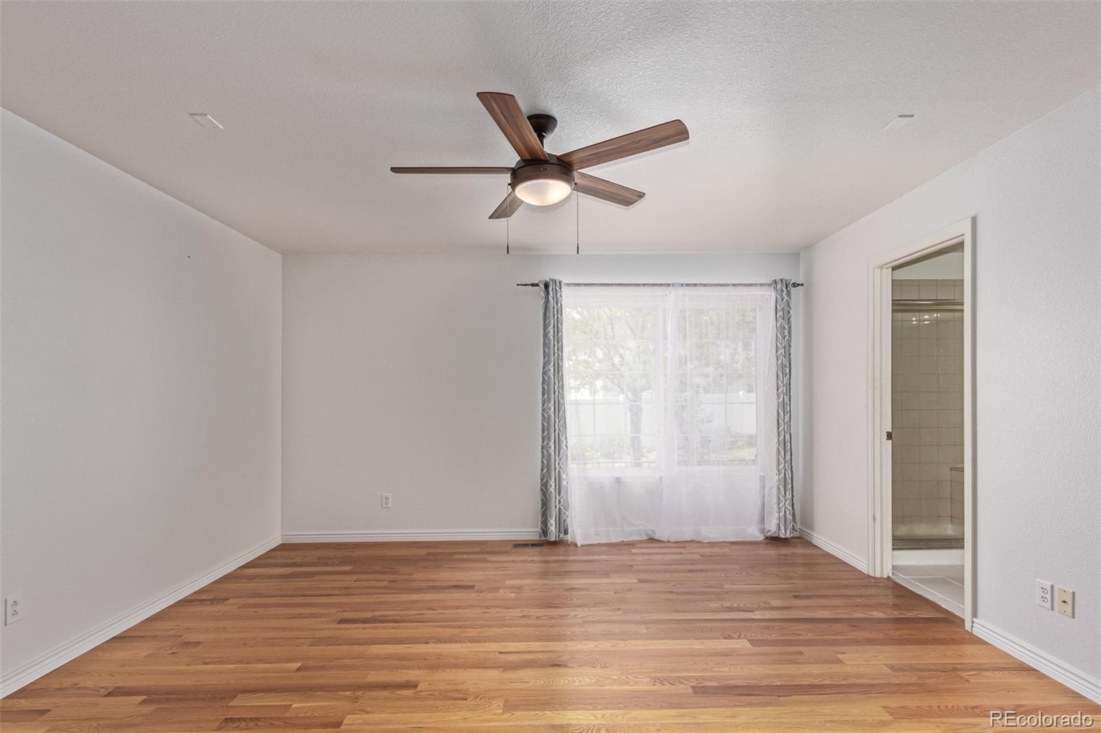 MLS Image #15 for 5403  odessa street,denver, Colorado