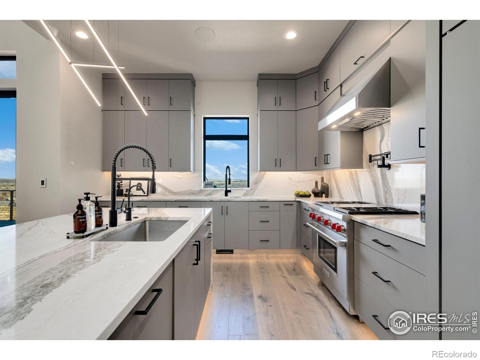 MLS Image #10 for 2123  picture point drive,windsor, Colorado