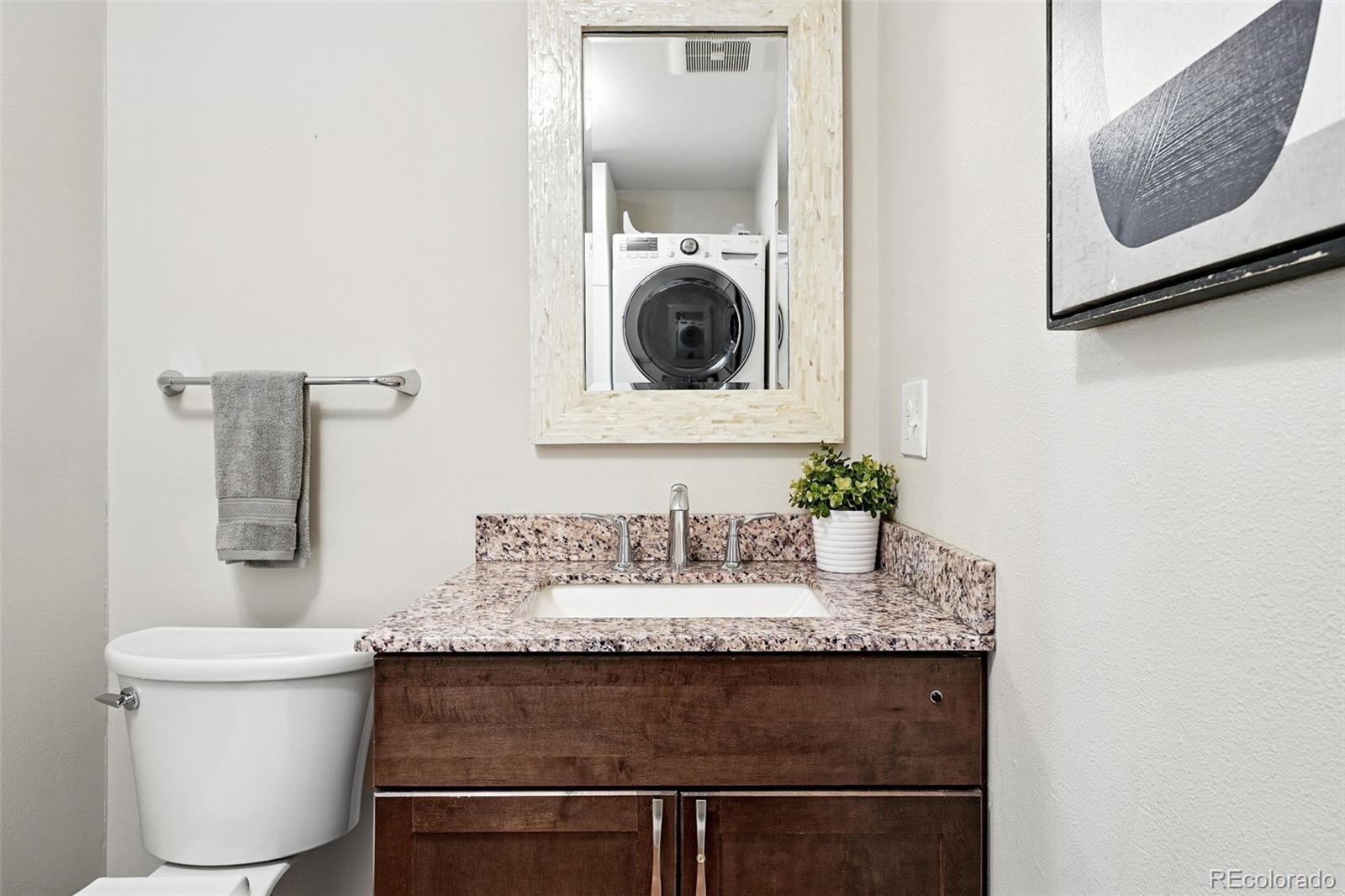 MLS Image #25 for 2925 s harrison street,denver, Colorado