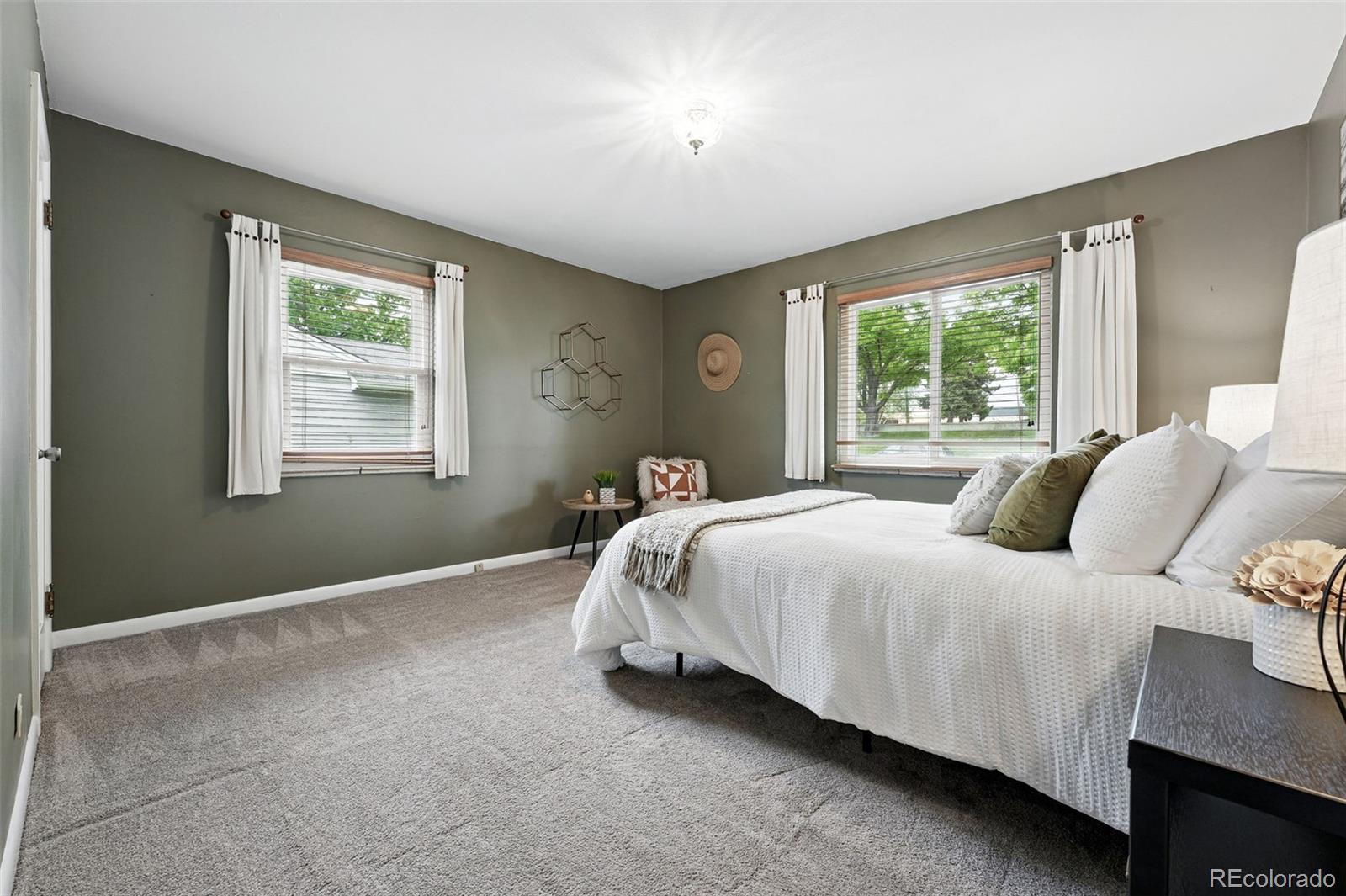 MLS Image #28 for 2925 s harrison street,denver, Colorado