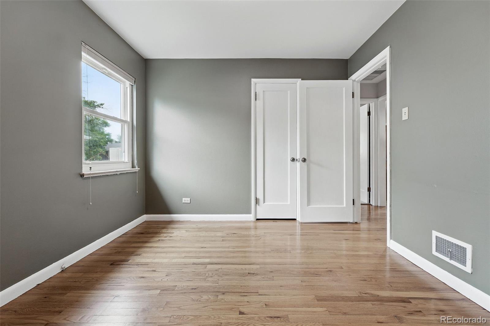 MLS Image #36 for 2925 s harrison street,denver, Colorado