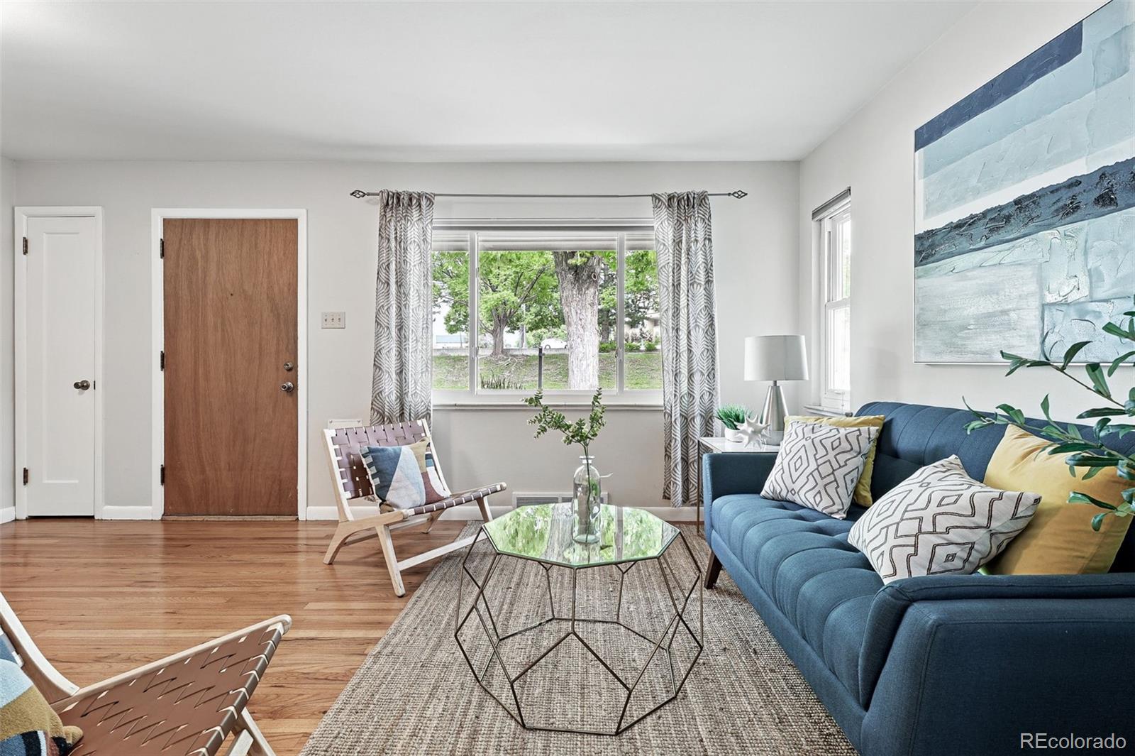 MLS Image #6 for 2925 s harrison street,denver, Colorado