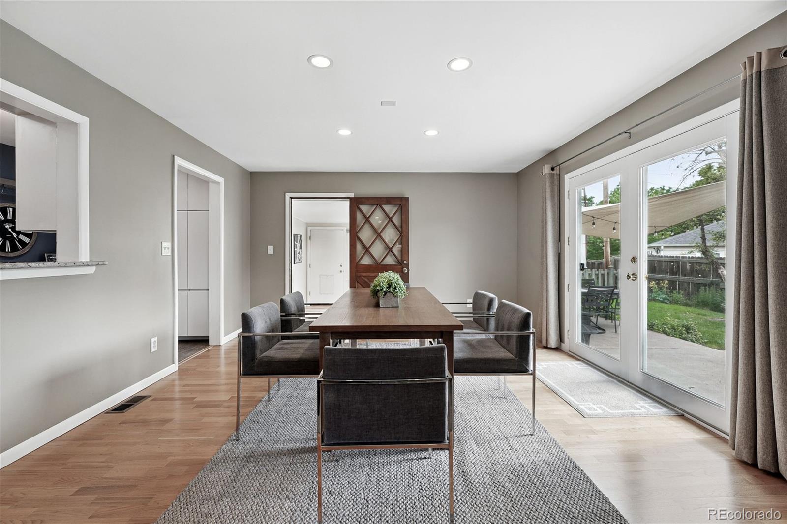 MLS Image #9 for 2925 s harrison street,denver, Colorado