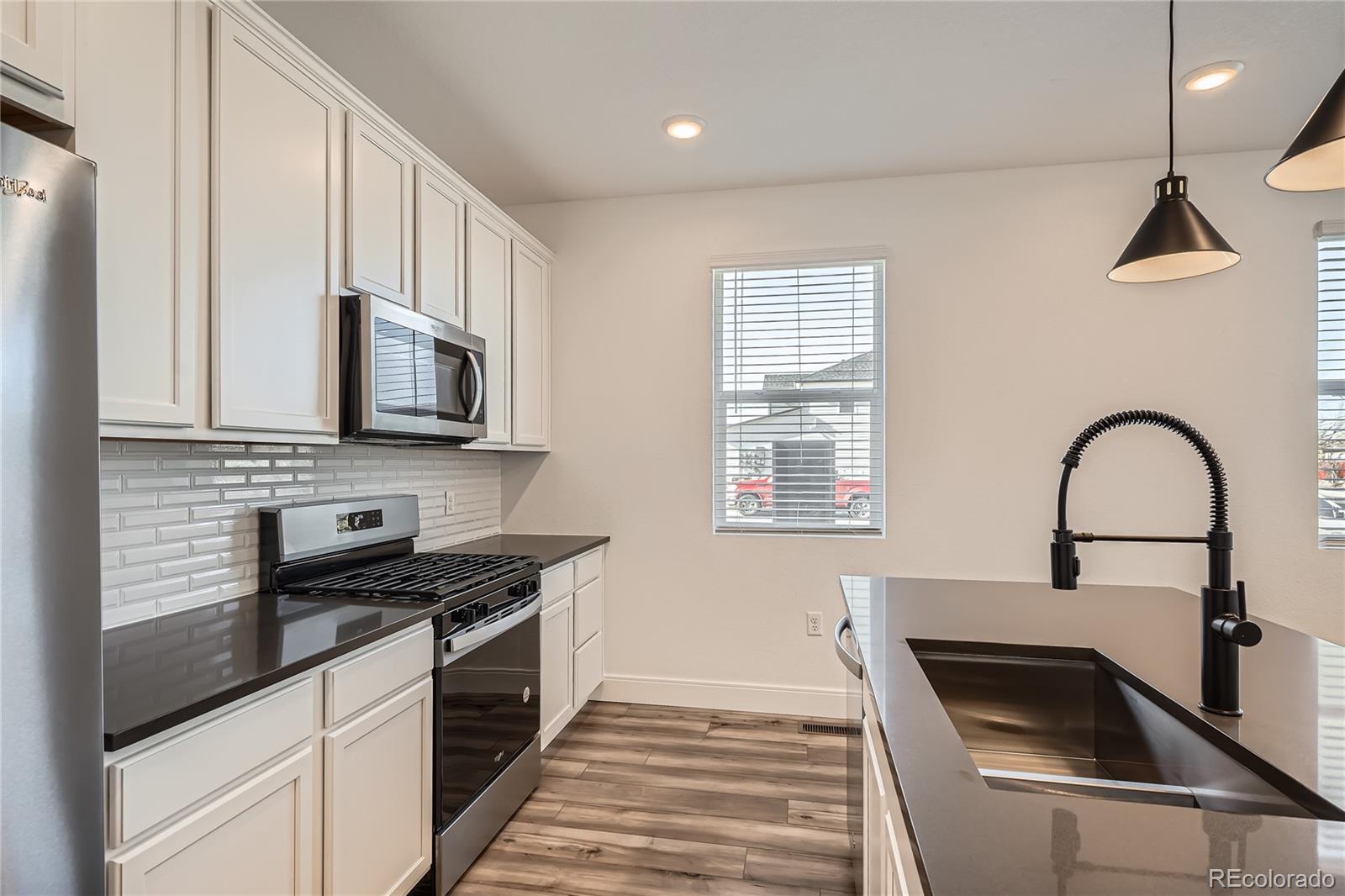 MLS Image #3 for 2491 w 69th place,denver, Colorado