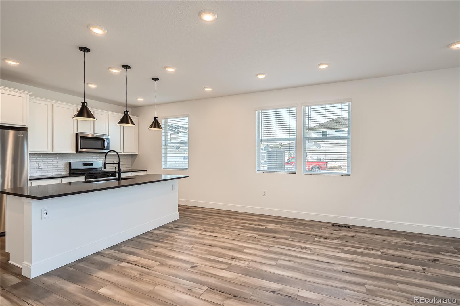 MLS Image #5 for 2491 w 69th place,denver, Colorado