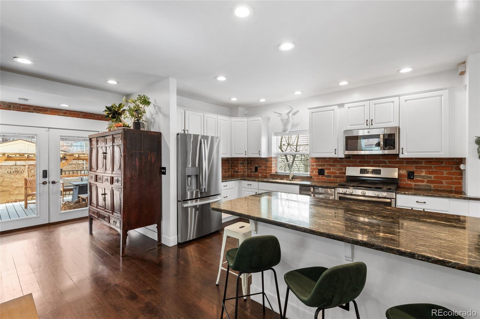 MLS Image #14 for 449 s humboldt street,denver, Colorado