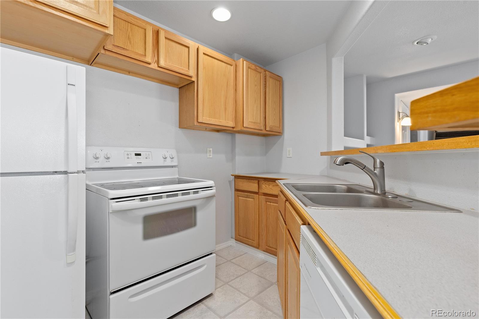 MLS Image #35 for 2509 s bahama way,aurora, Colorado
