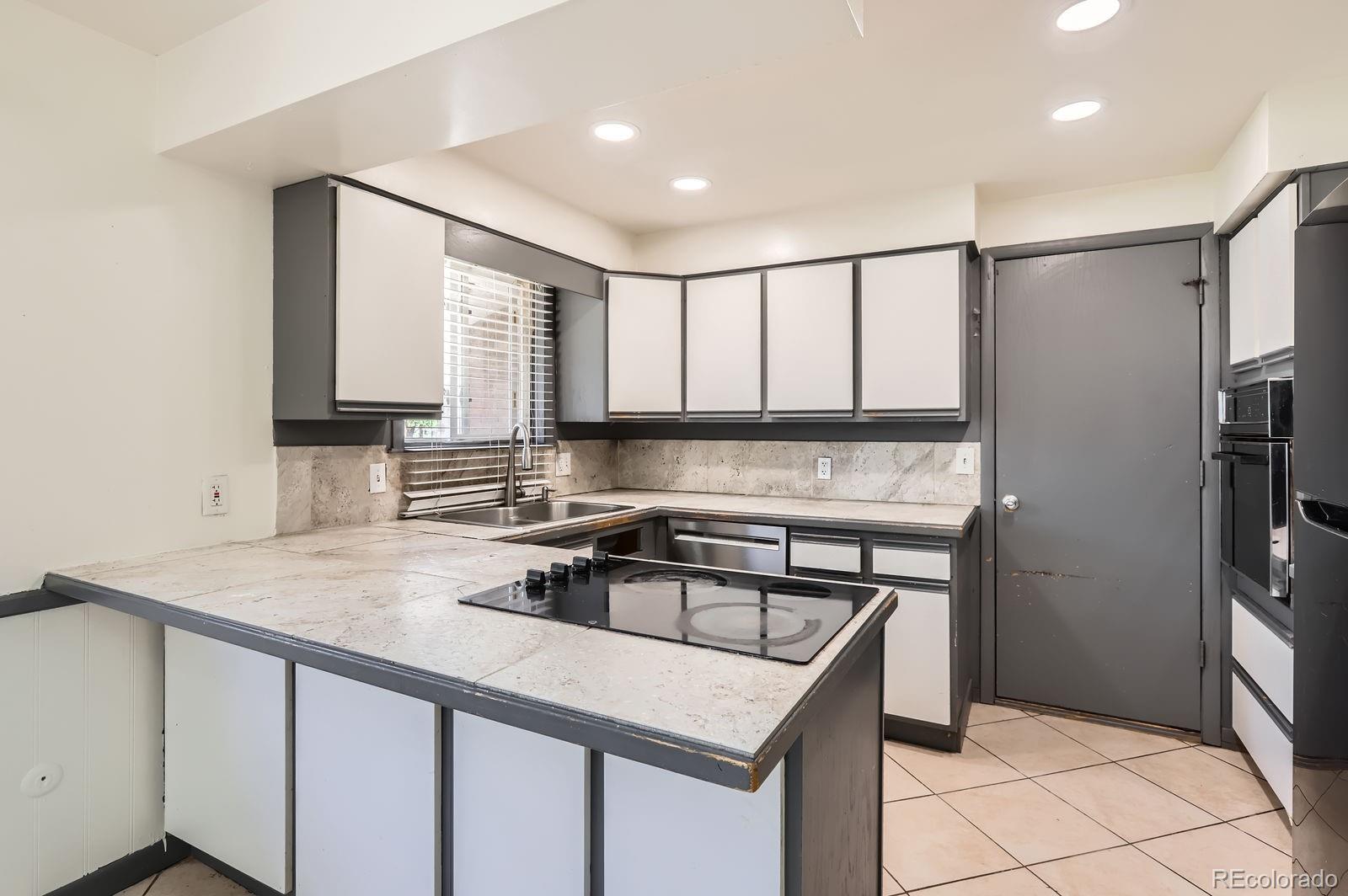 MLS Image #3 for 1840  albany avenue,loveland, Colorado