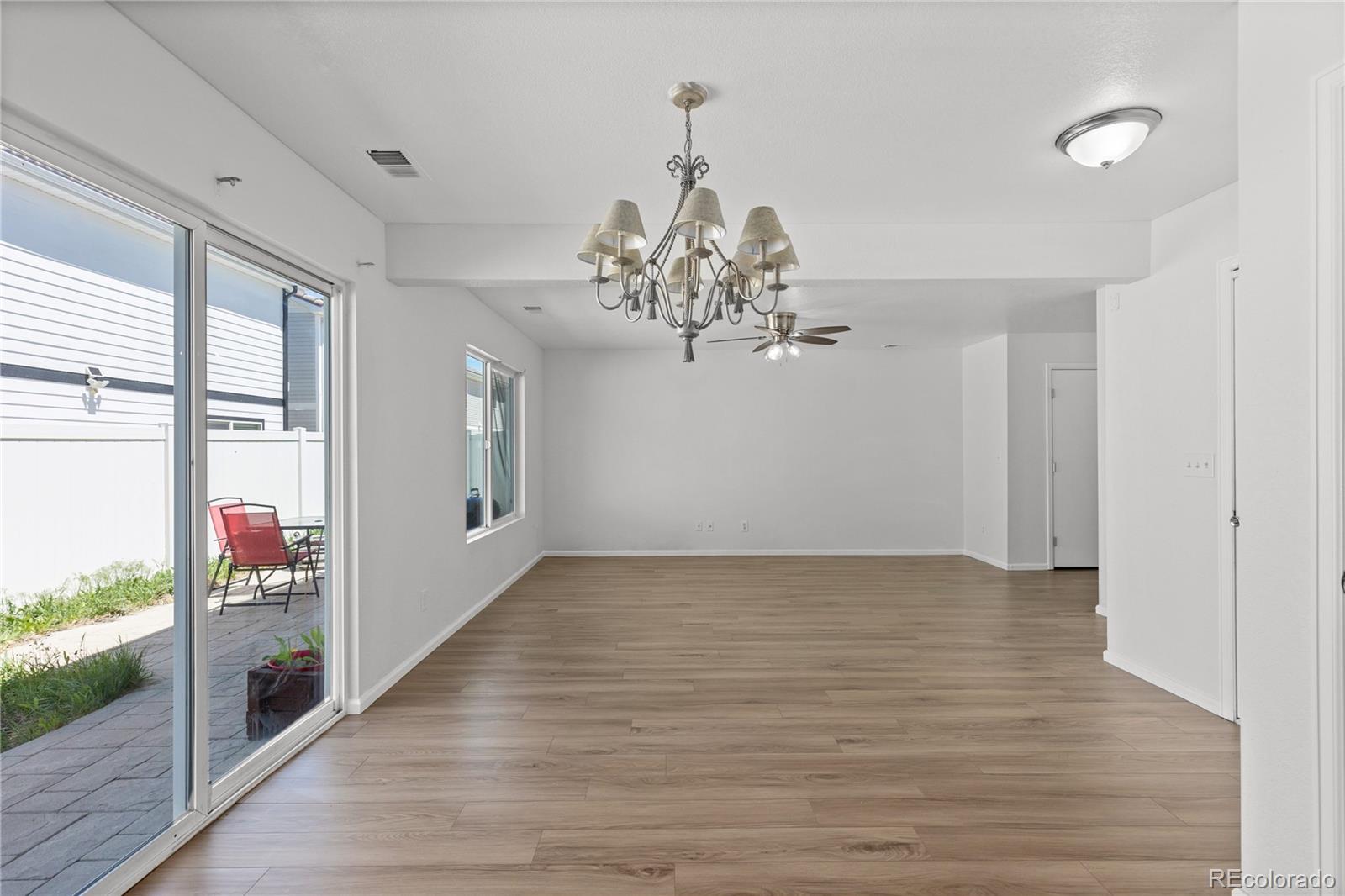 MLS Image #17 for 19817 e 47th place,denver, Colorado