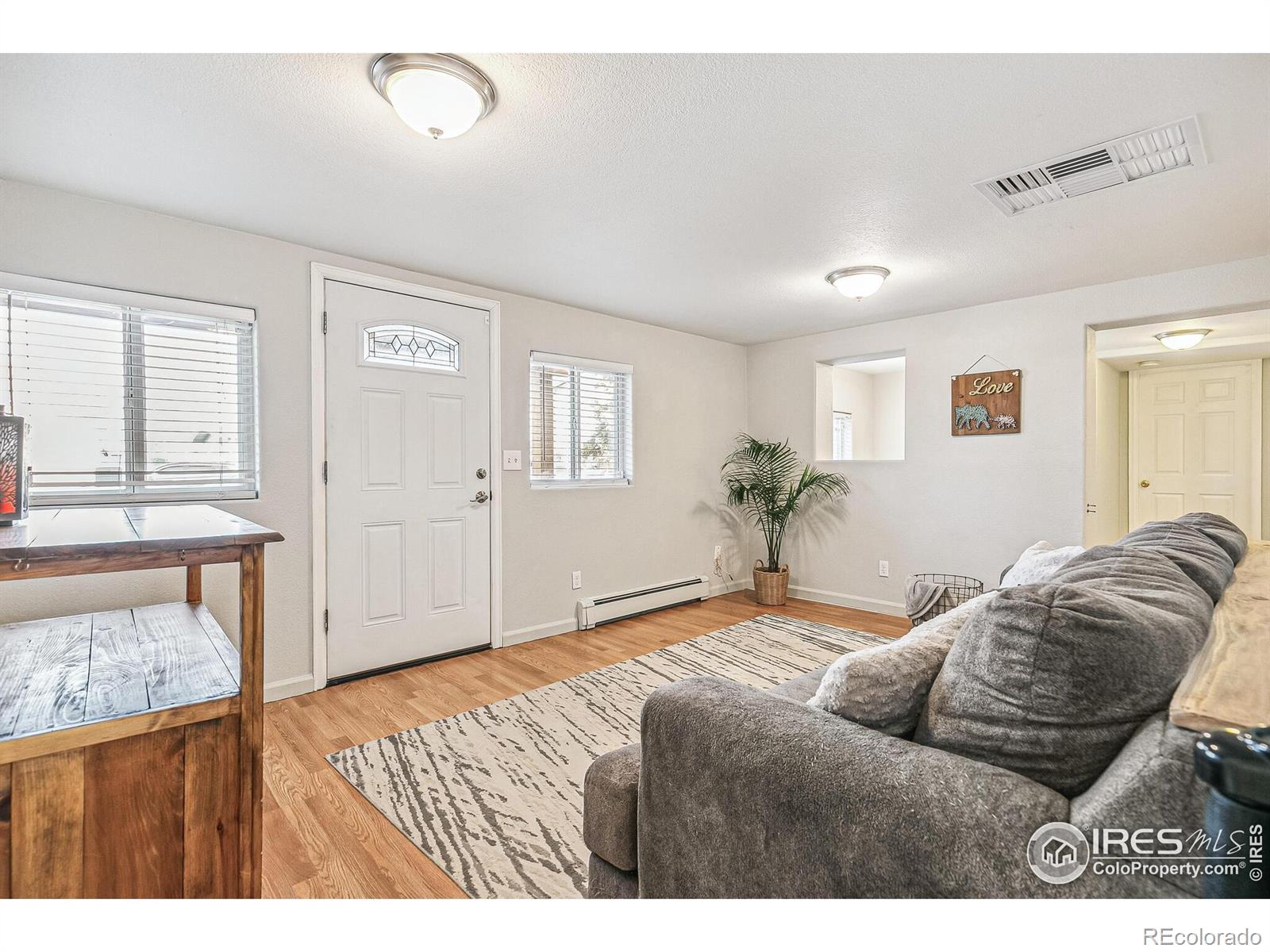MLS Image #3 for 1970  willow street,denver, Colorado