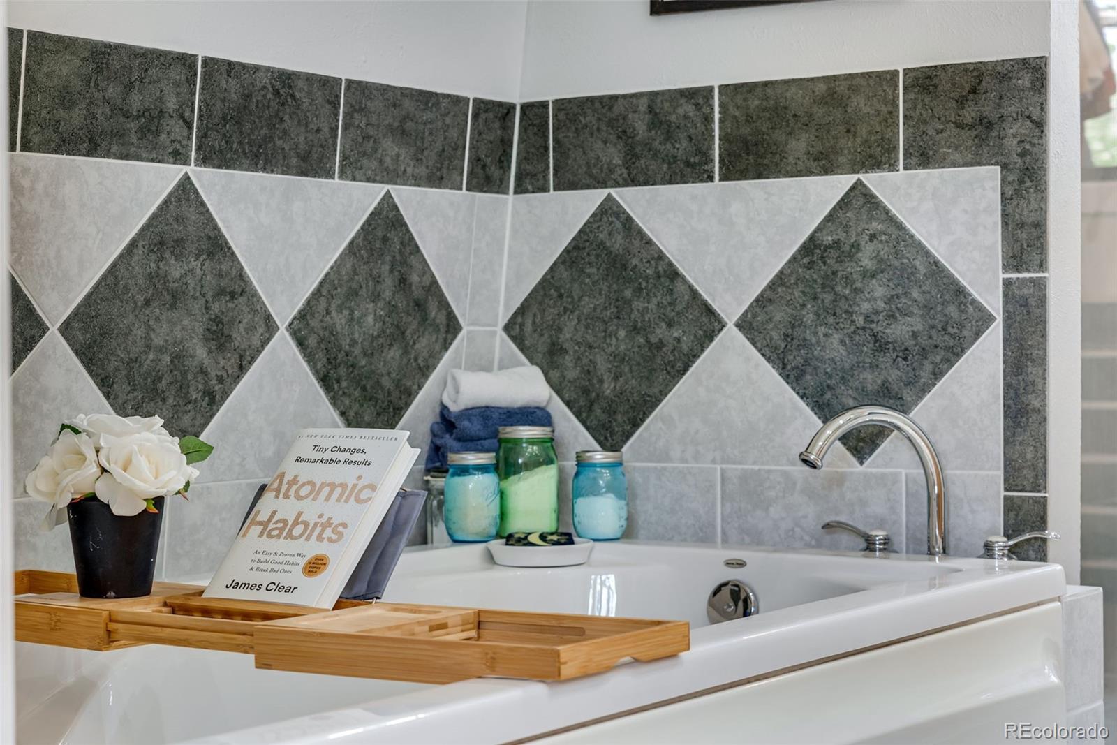 MLS Image #27 for 8427  chase drive,arvada, Colorado