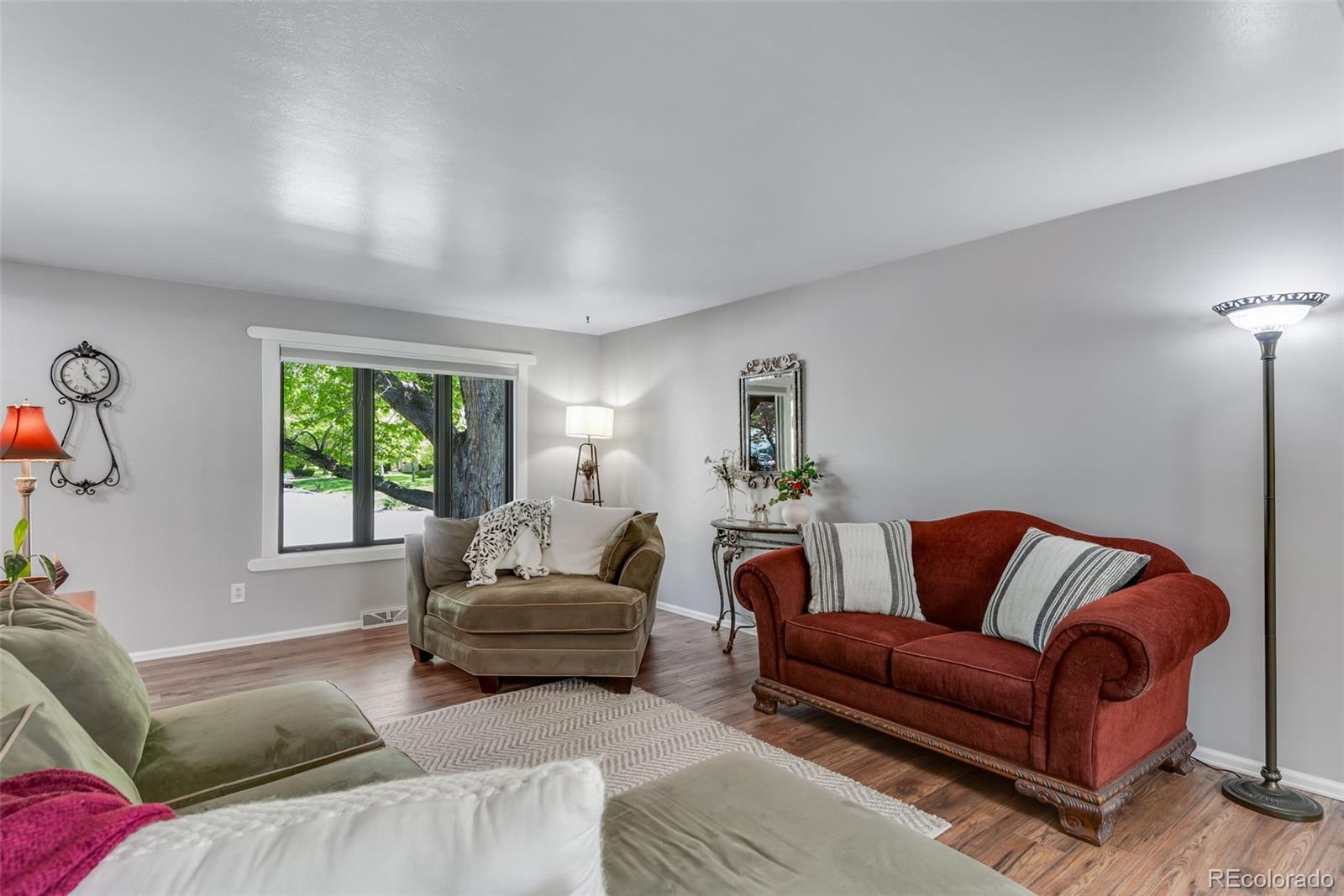 MLS Image #6 for 8427  chase drive,arvada, Colorado
