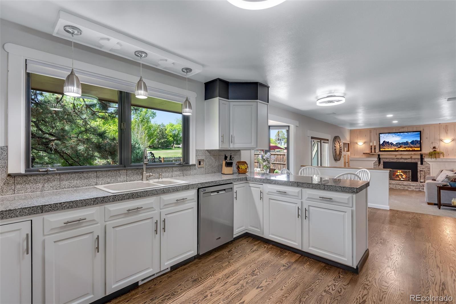MLS Image #8 for 8427  chase drive,arvada, Colorado