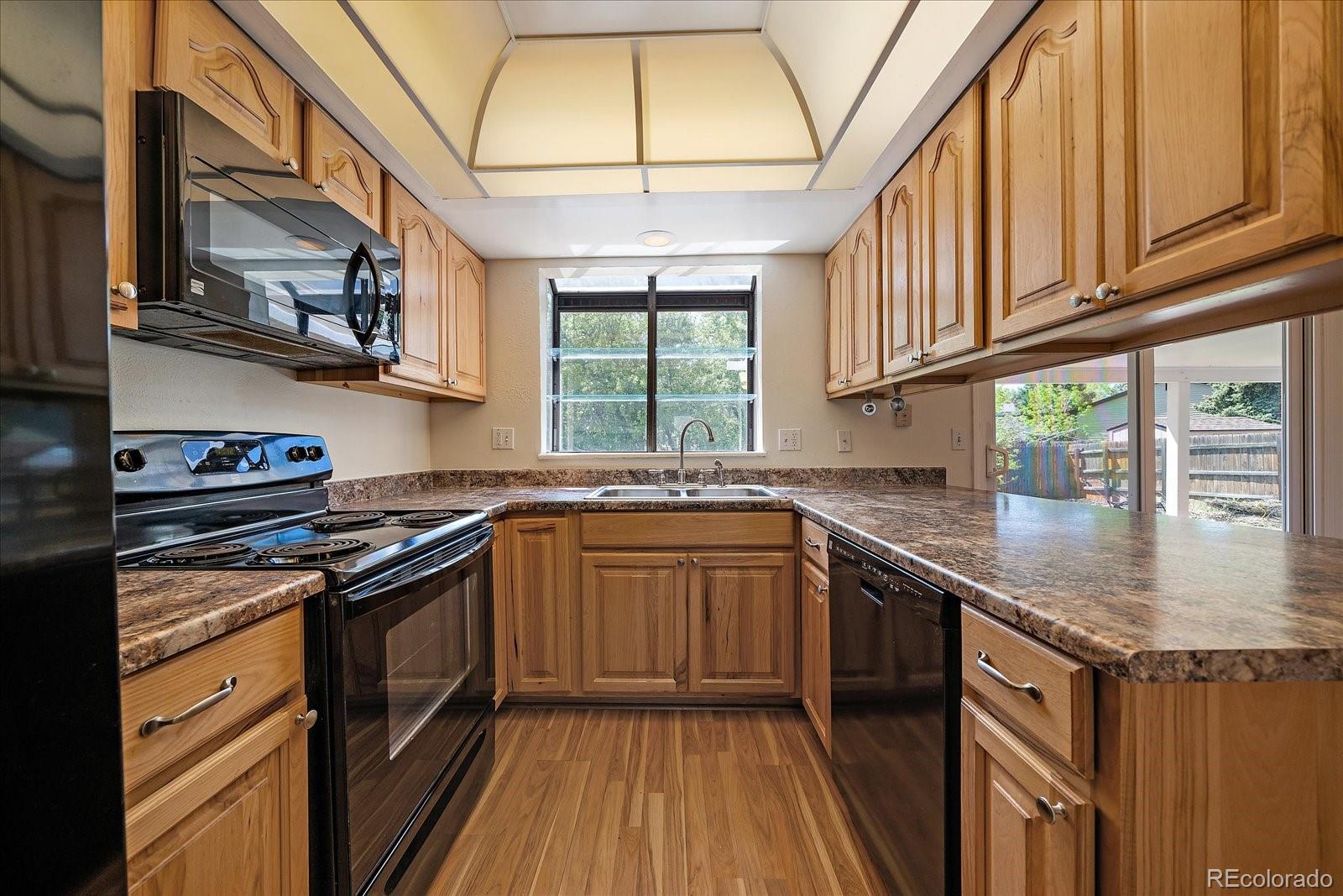 MLS Image #11 for 10832 w powers place,littleton, Colorado