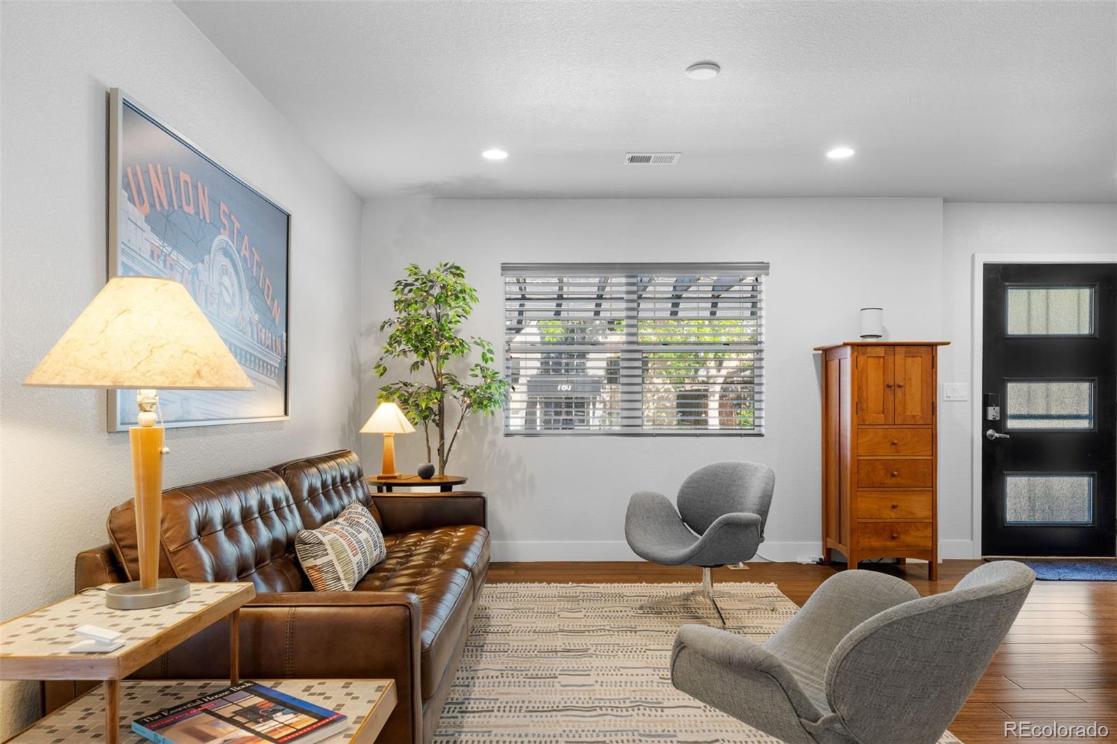 MLS Image #4 for 785  dexter street,denver, Colorado