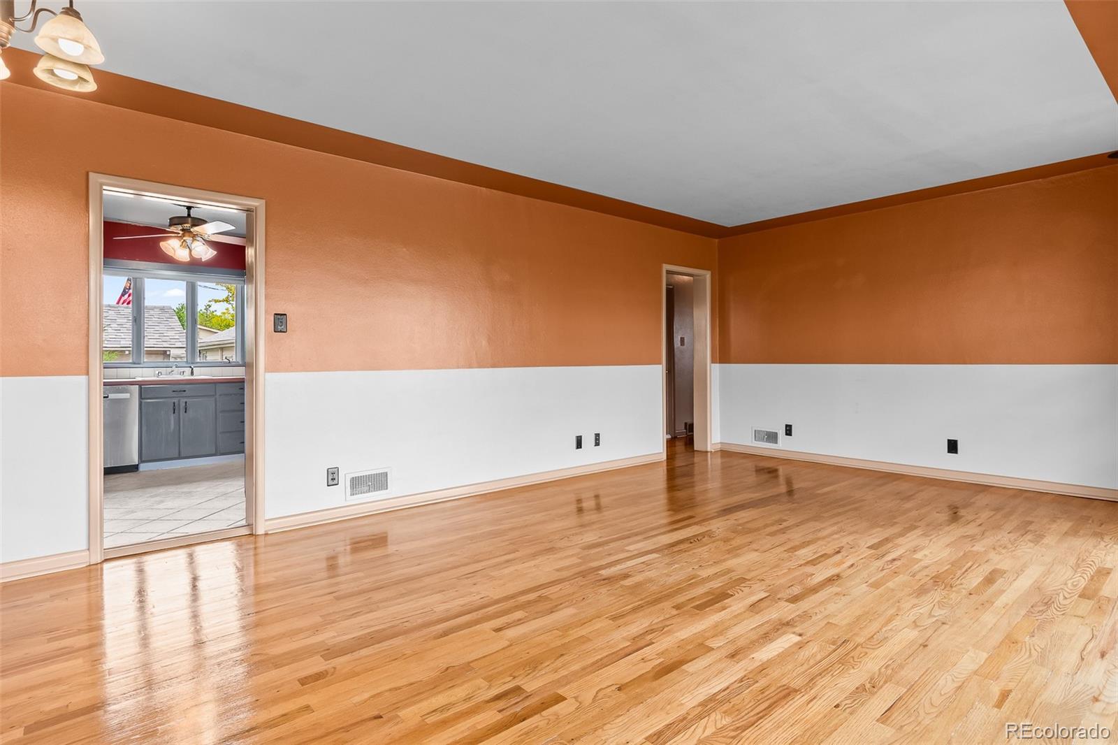 MLS Image #19 for 121 e taylor avenue,la salle, Colorado