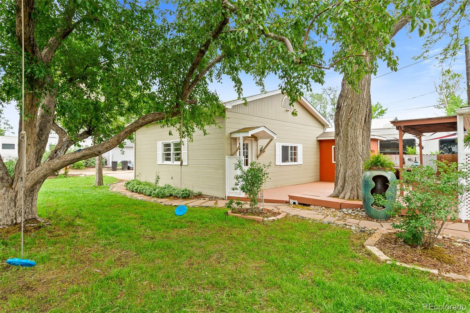 MLS Image #6 for 121 e taylor avenue,la salle, Colorado