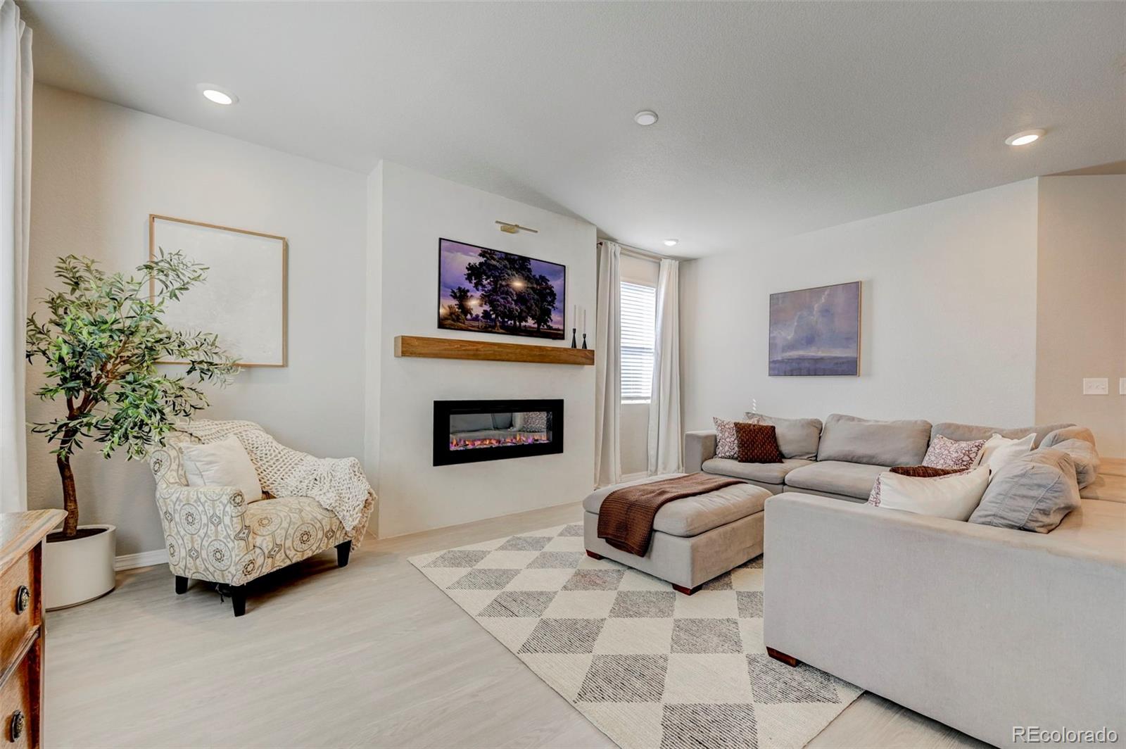 MLS Image #3 for 10499  rolling peaks drive,peyton, Colorado