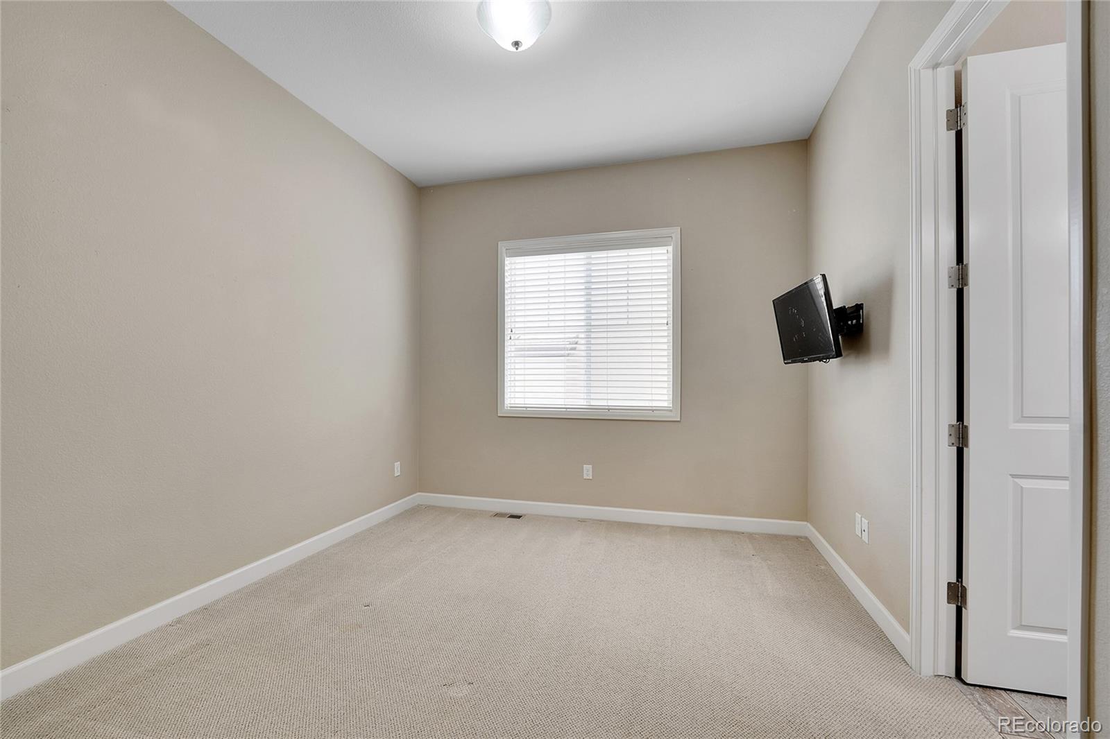 MLS Image #22 for 27615 e moraine drive,aurora, Colorado